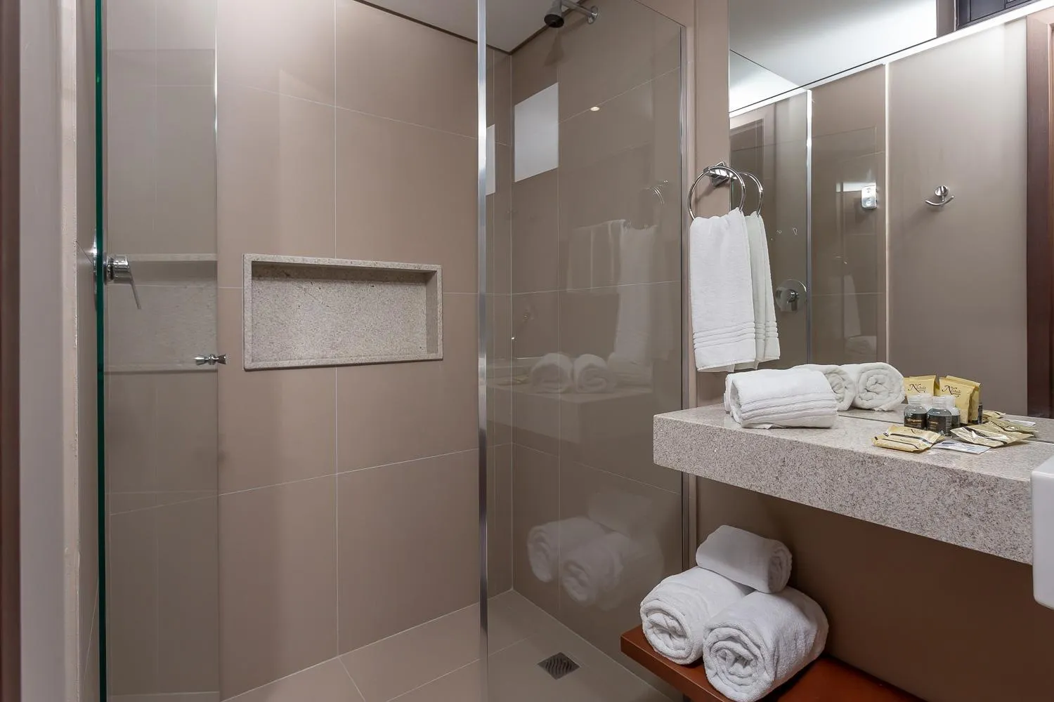 Hotel Roochelle Convention By Nobile