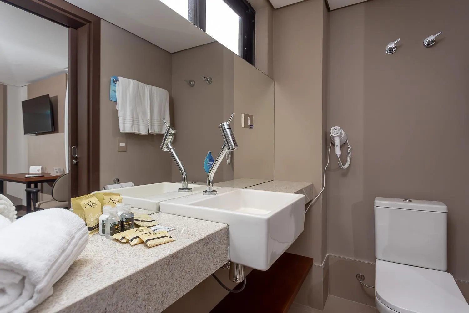 Hotel Roochelle Convention By Nobile