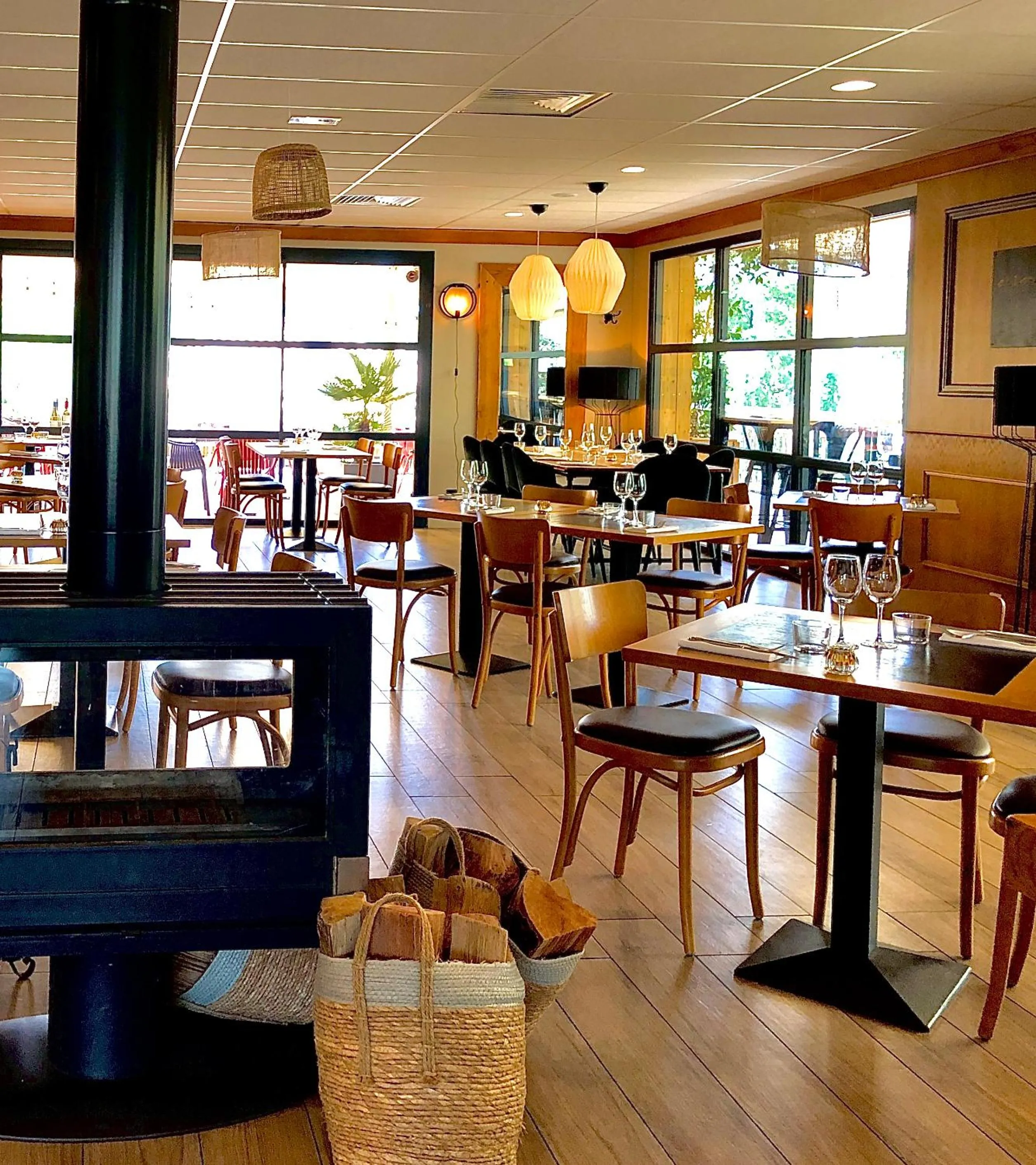 Restaurant/places to eat in Domaine du Ferret Restaurant & Spa