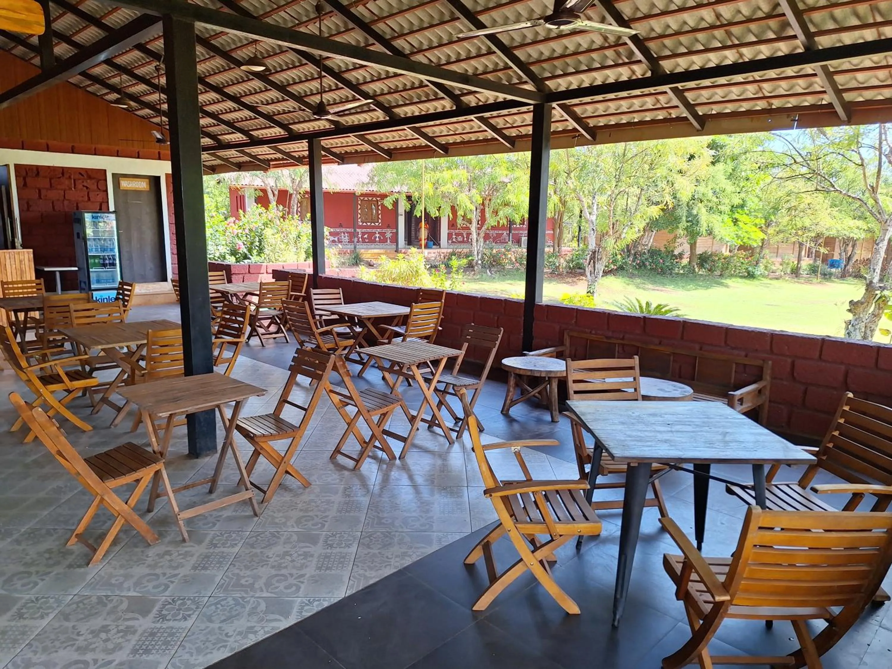 Restaurant/places to eat in Rockhill Adventures And Resorts