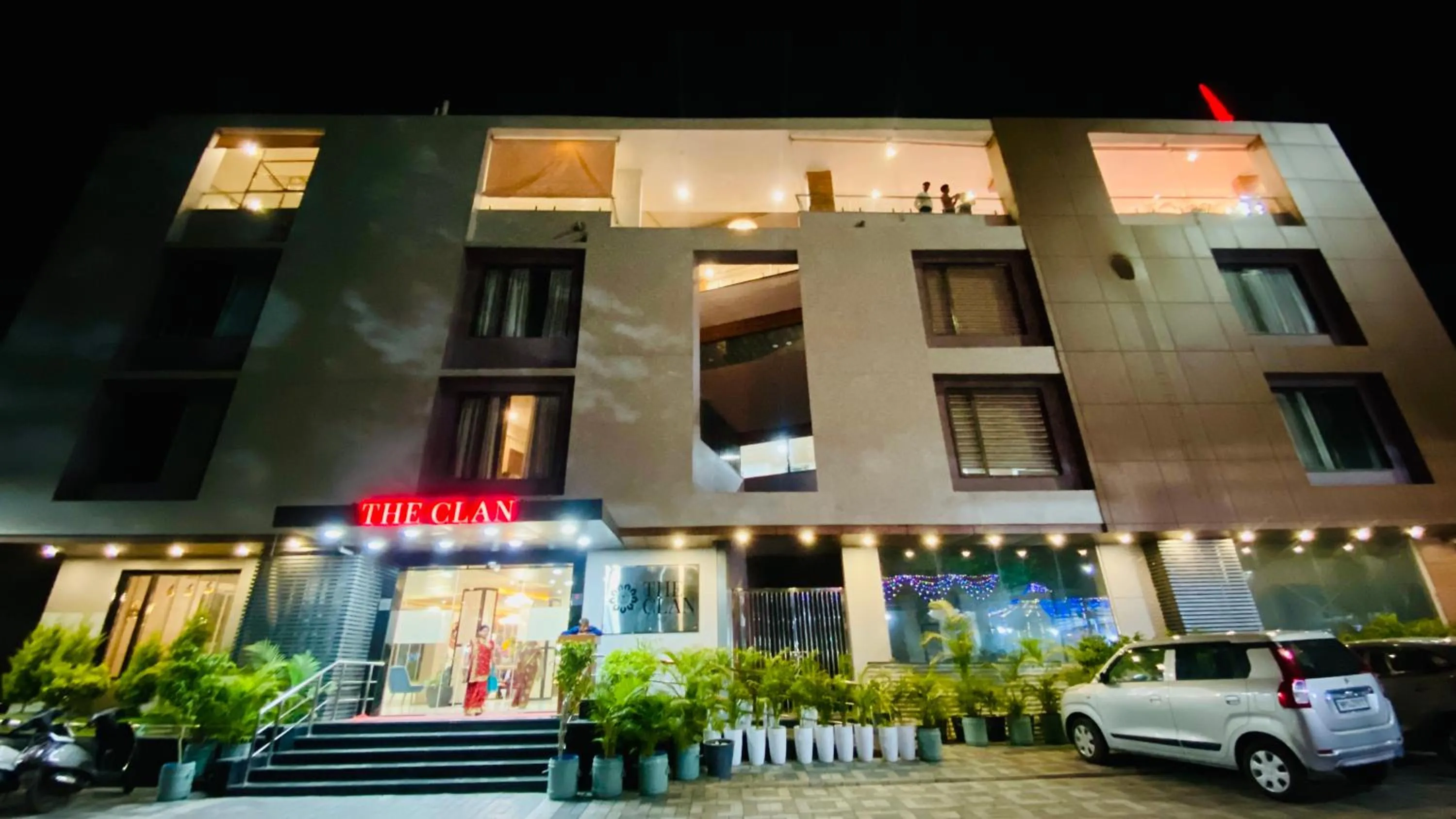 Superior Double Room - single occupancy in THE CLAN HOTEL - VIJAY NAGAR Indore