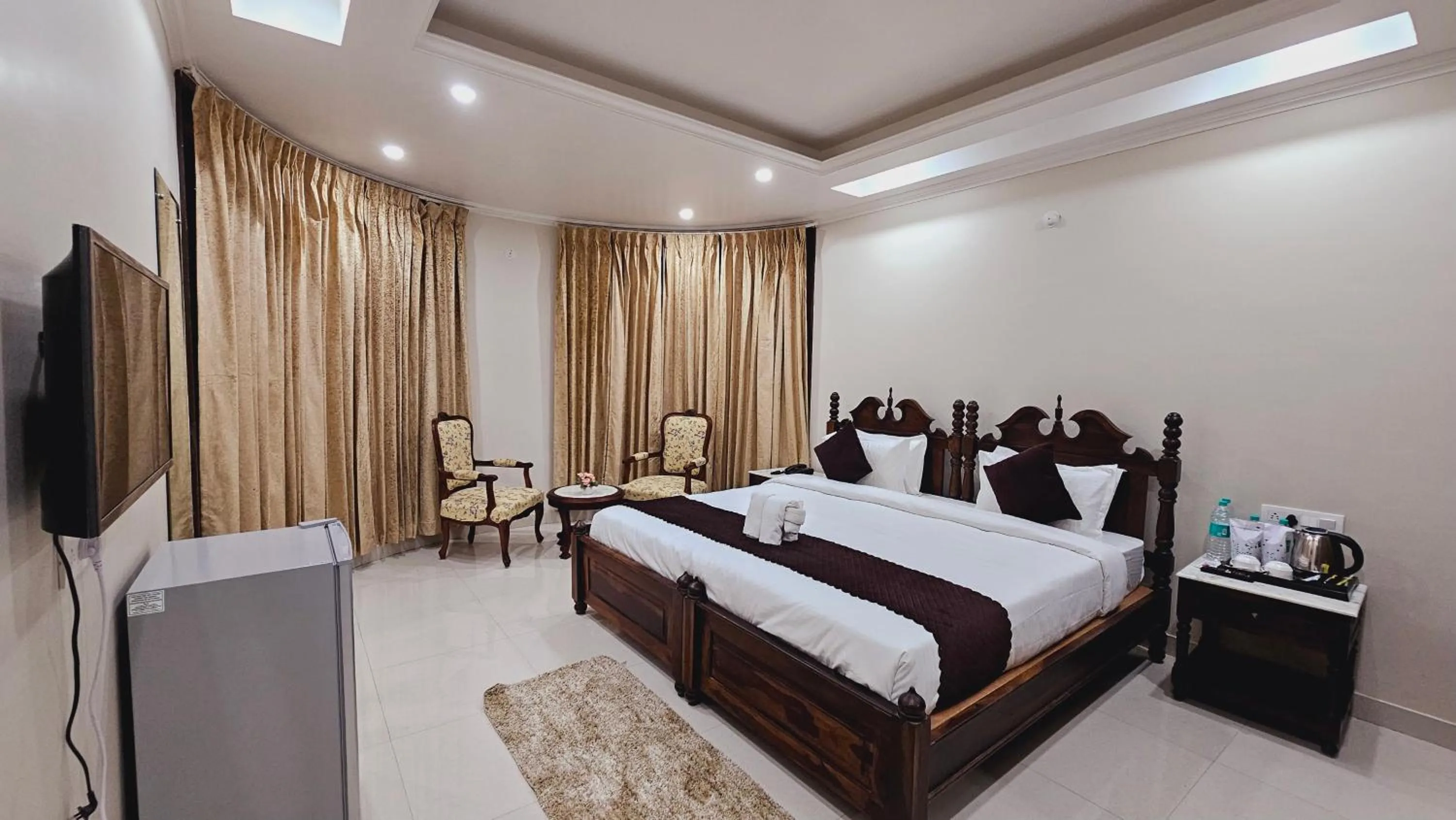 Bed in Hydrangea Heights by PTW Hotels