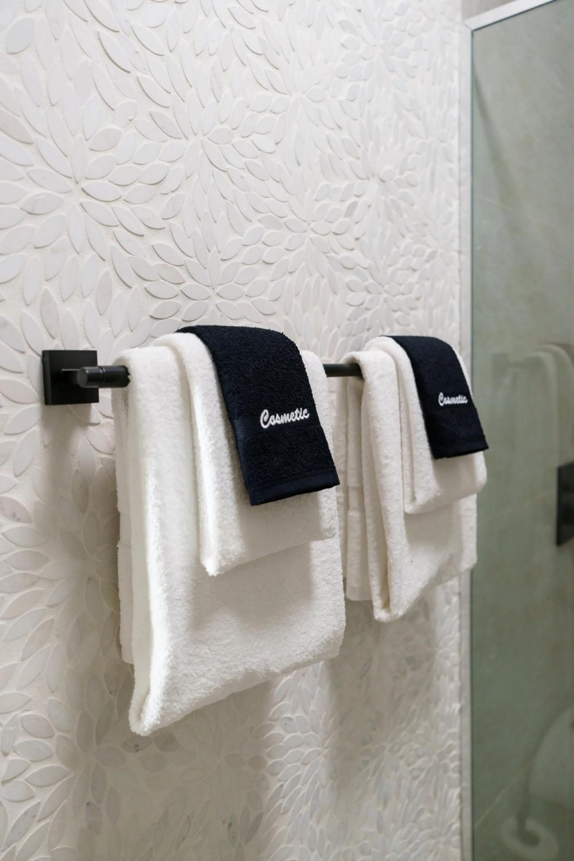 Bathroom in The Oliver Hotel