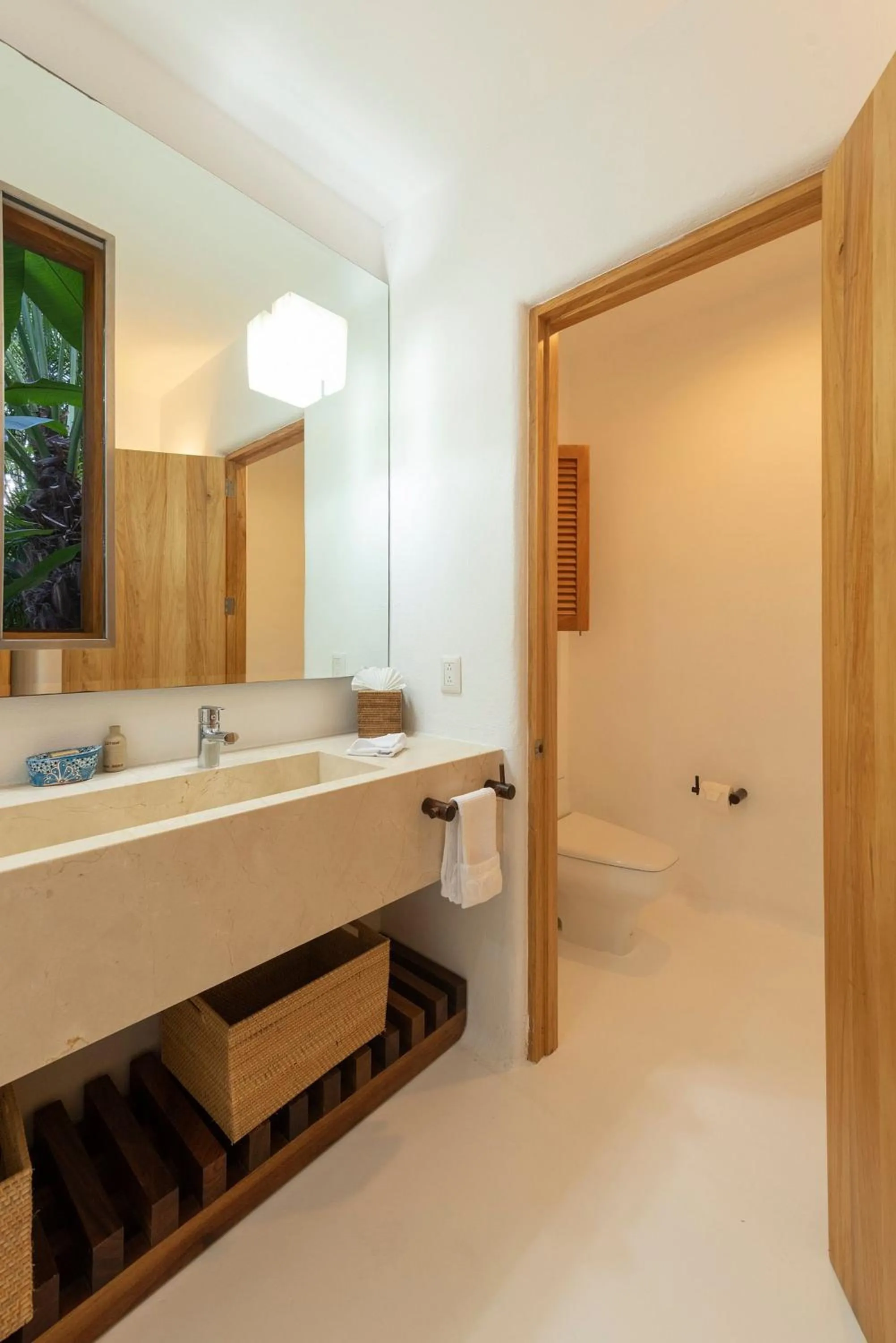 Toilet in Casa Aries, Careyes