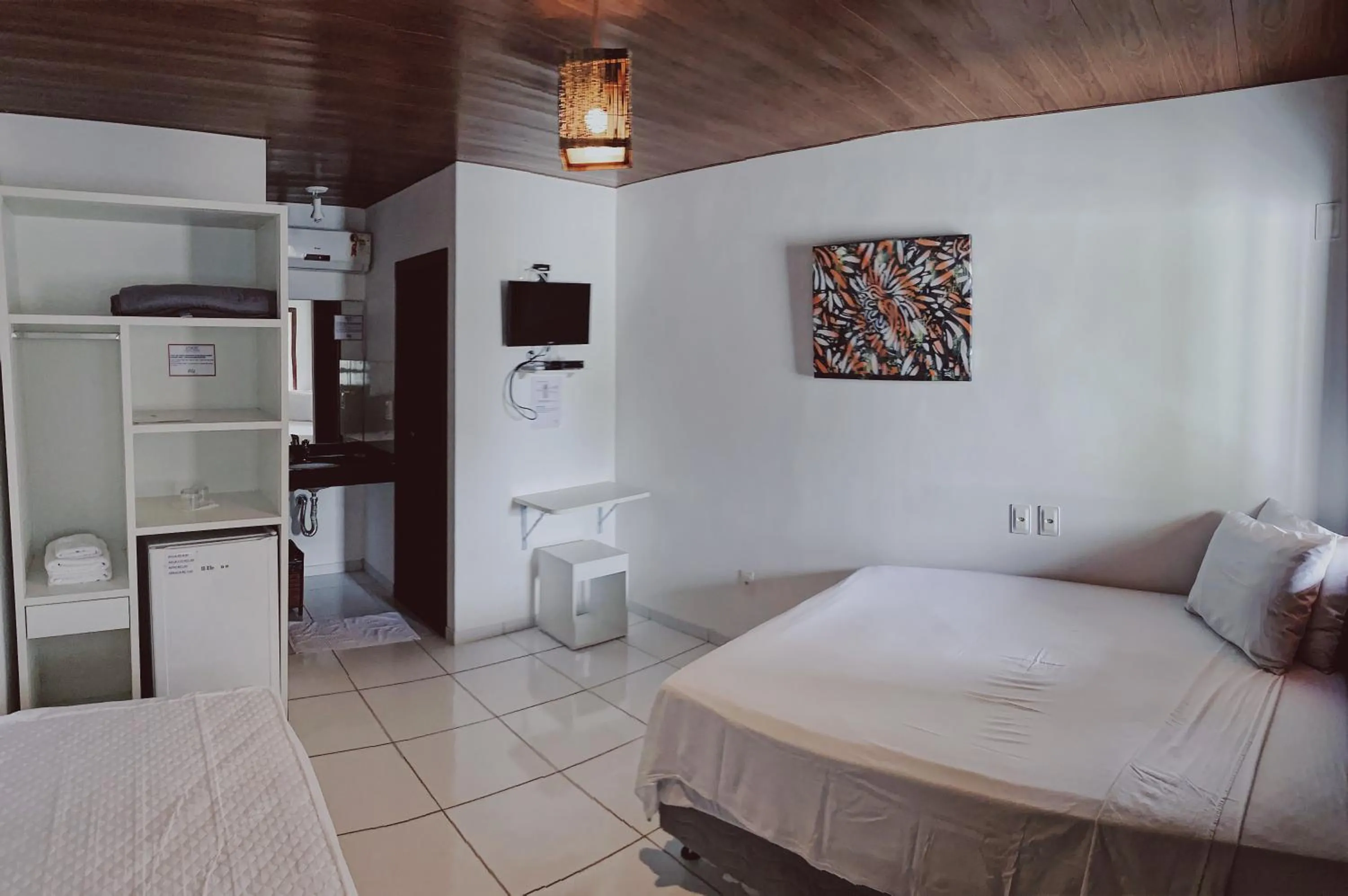 Photo of the whole room, Bed in Pousada Brasil Caribe