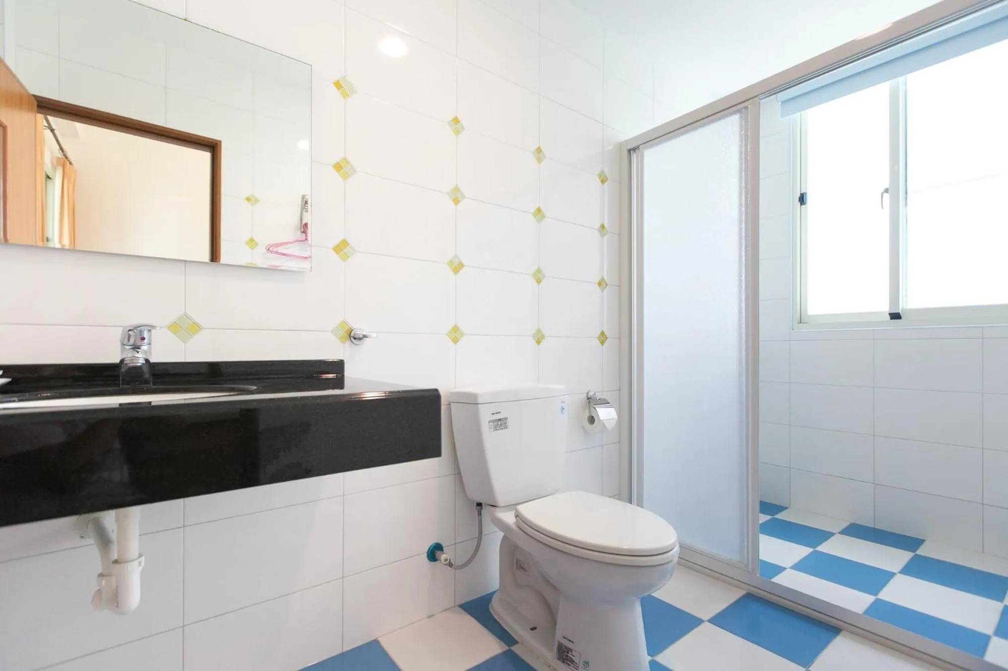 Shower in Otousann B&B