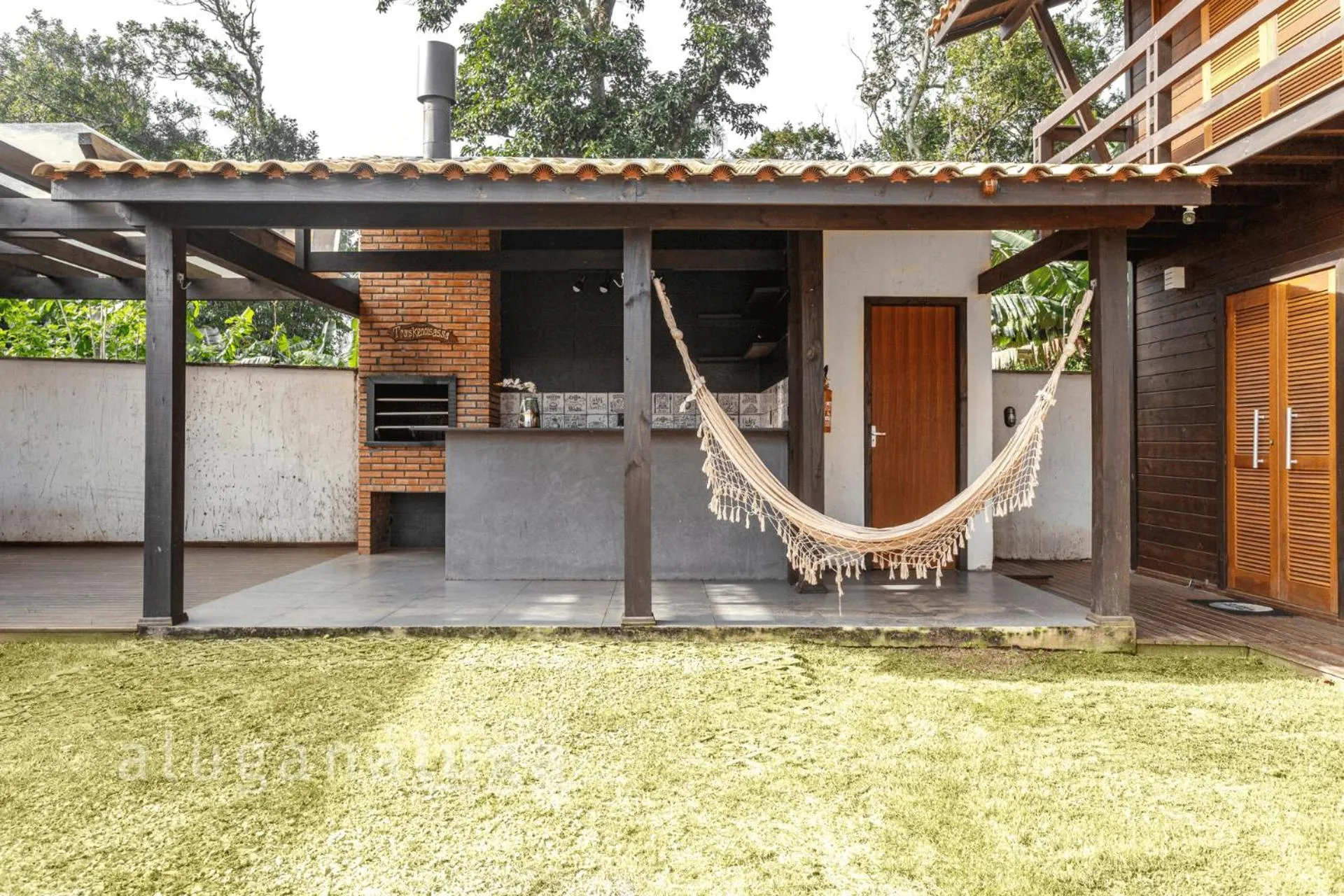 Ogram Houses espaço completo com jacuzzi + Praia