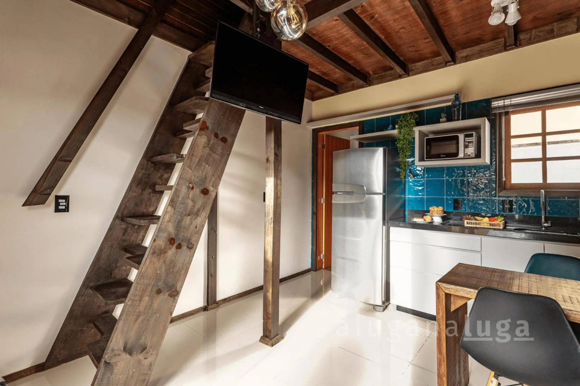 Ogram Houses espaço completo com jacuzzi + Praia