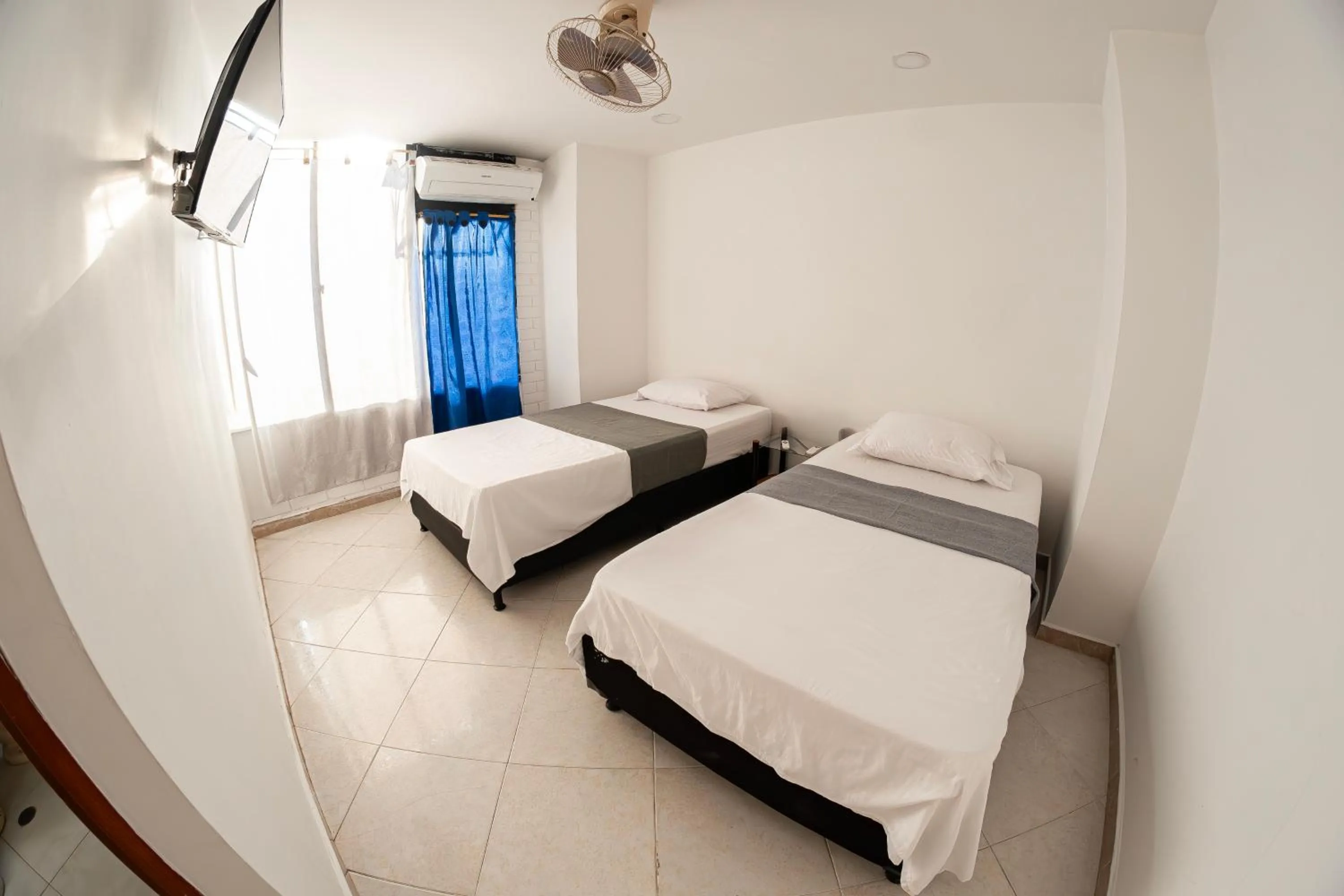 Bed in Hotel Santander Plaza