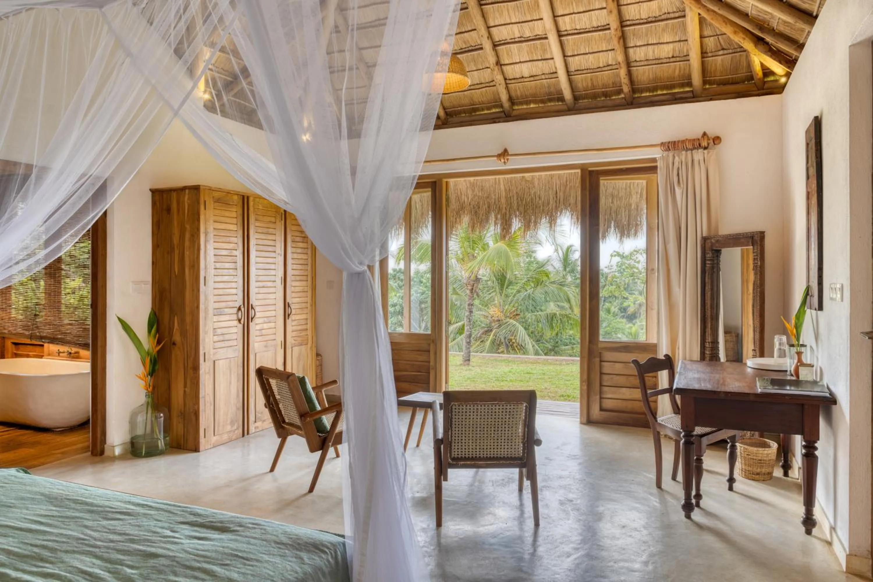 Deluxe Double or Twin Room in Tekanda Lodge