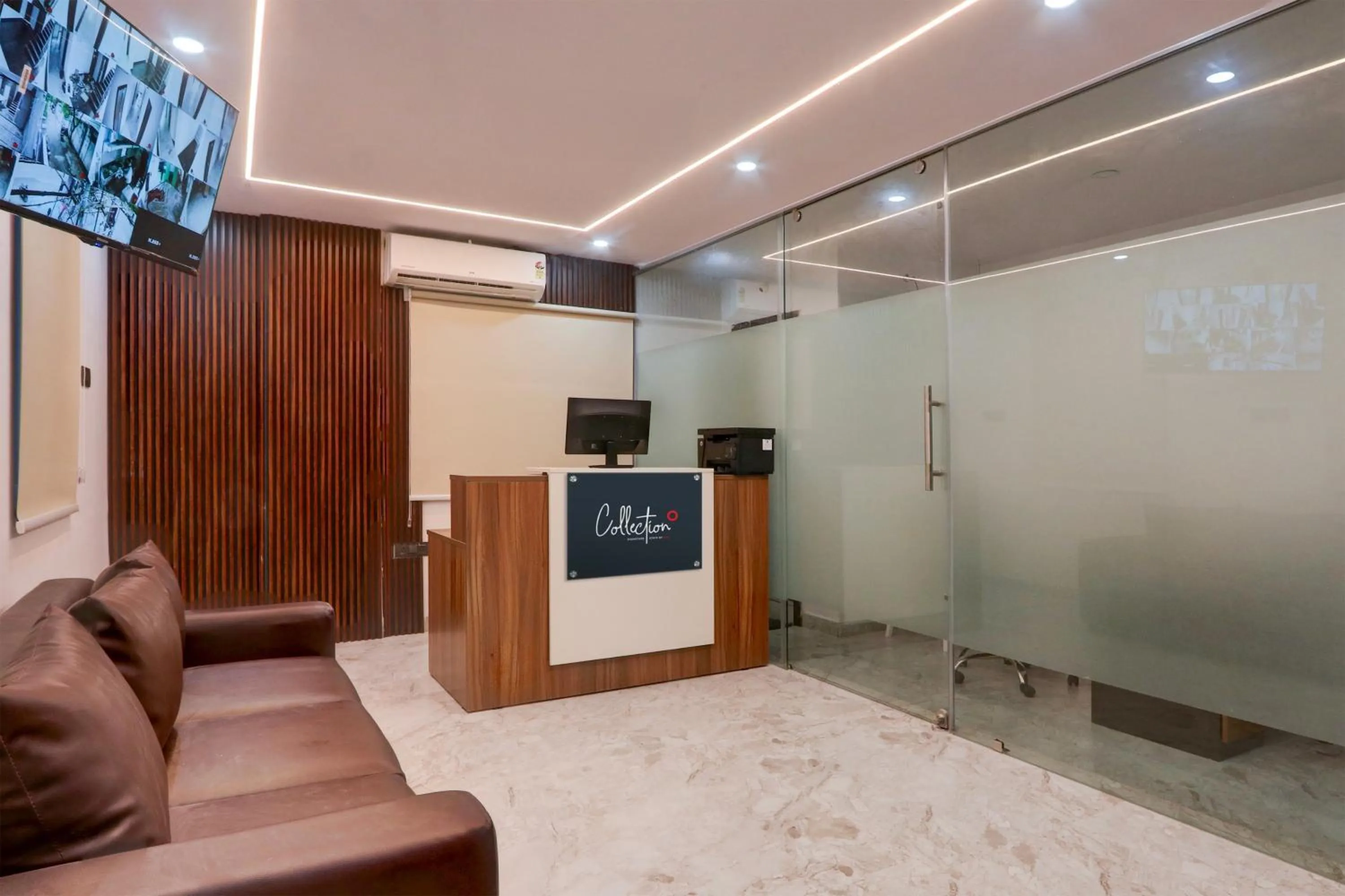 Lobby or reception in Super Hotel O RELAX INN