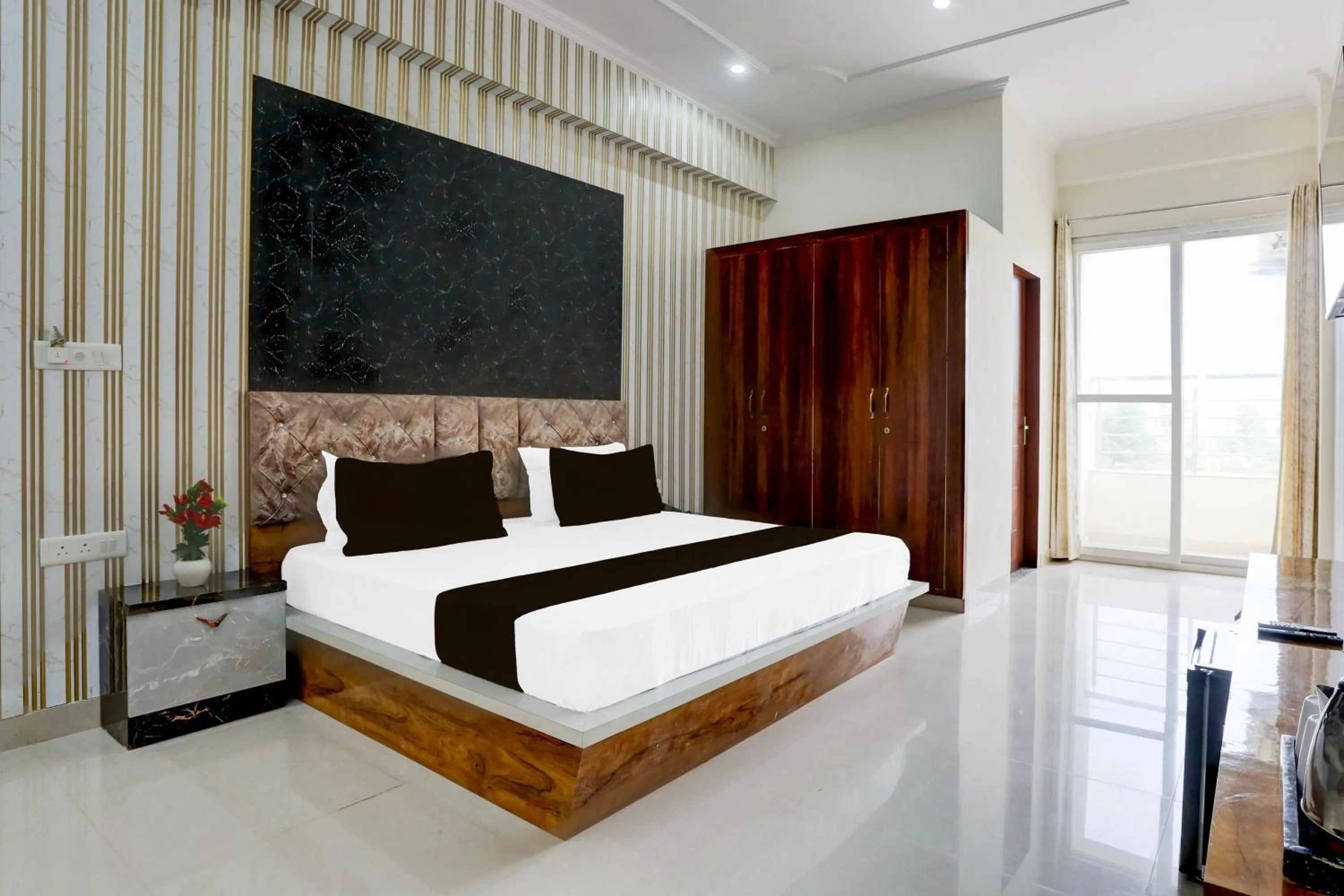 Bedroom in Hotel O BGM