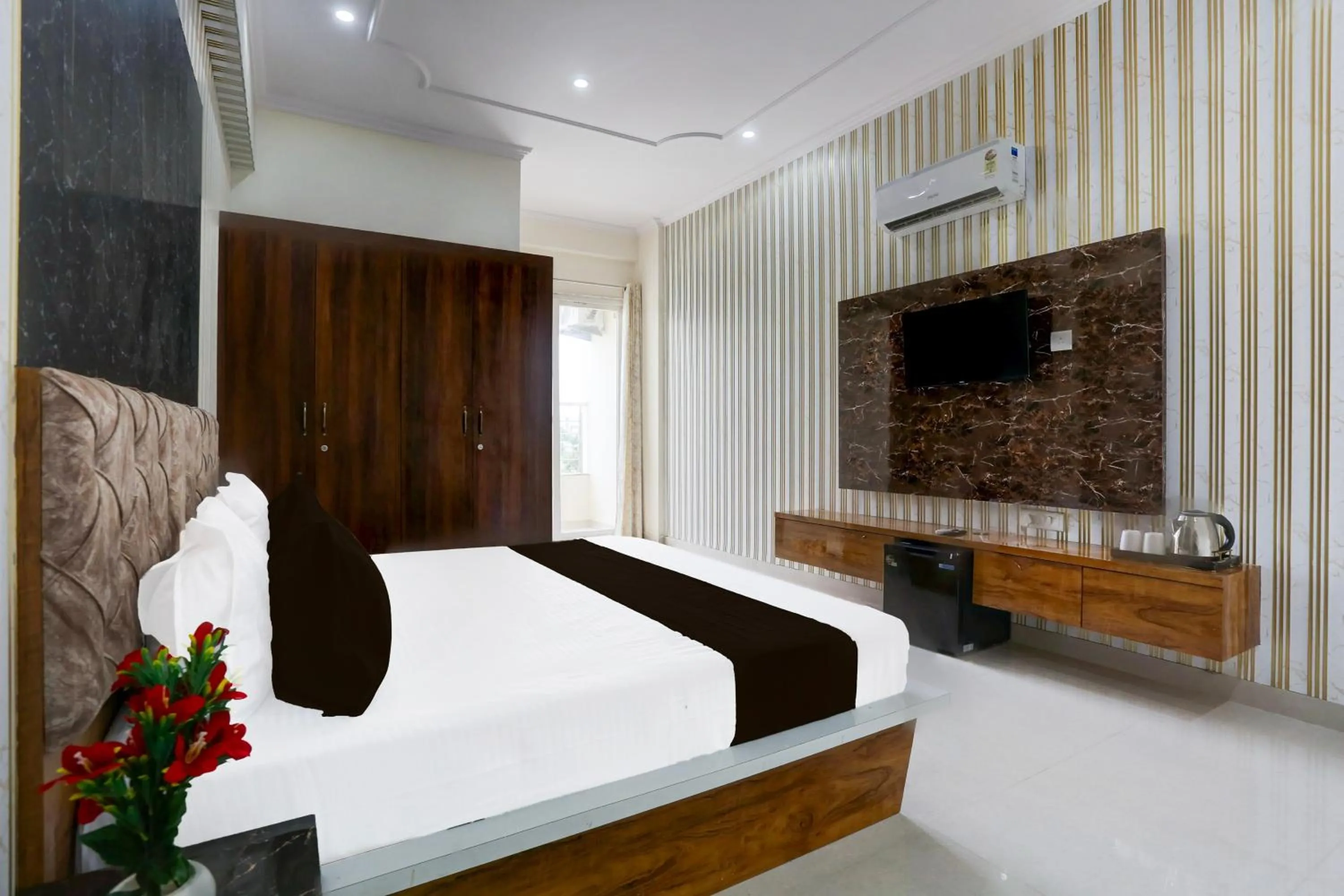 Bedroom in Hotel O BGM