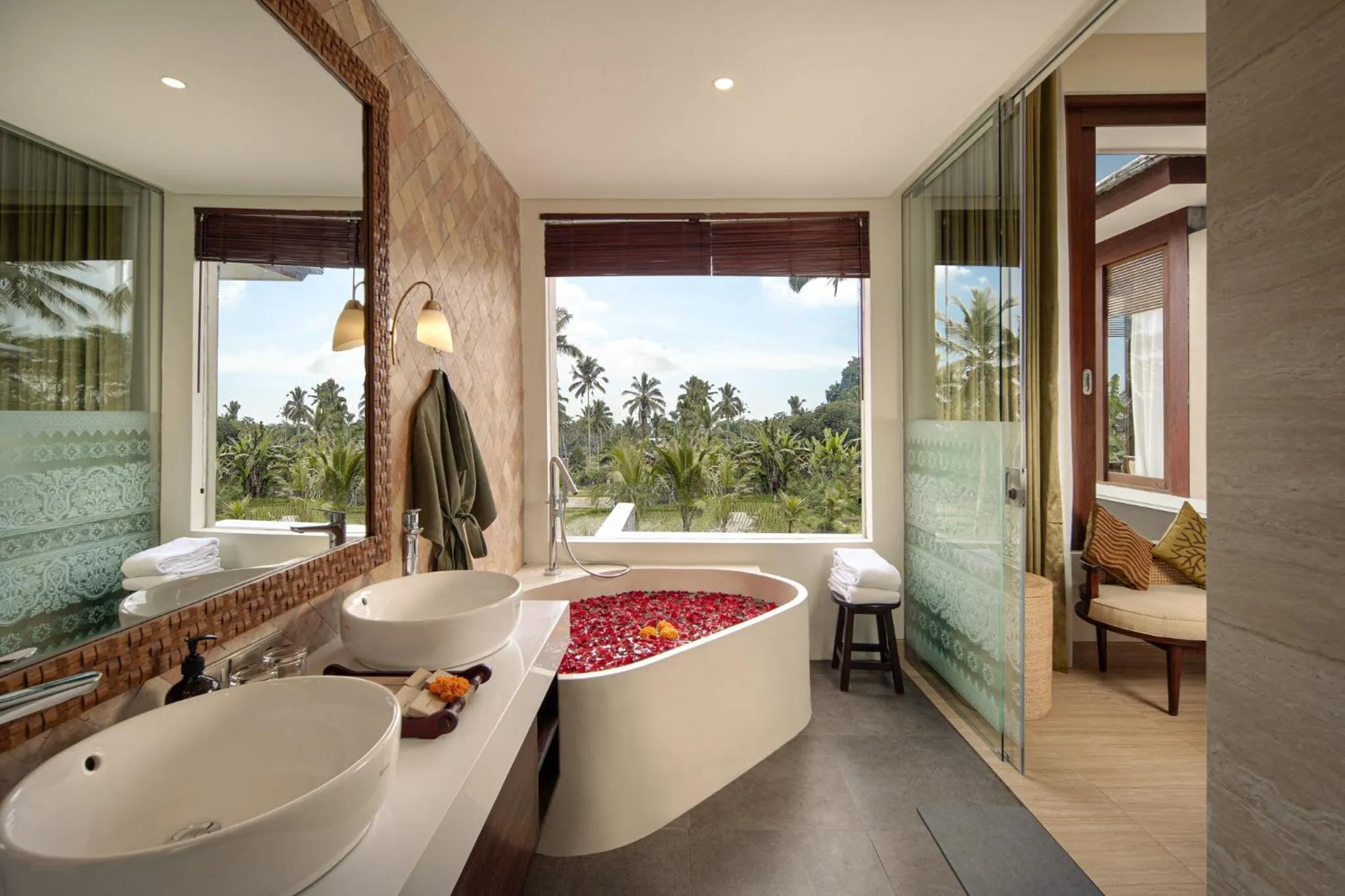 Bathroom in Khastana Hadi Tegallalang, Ubud