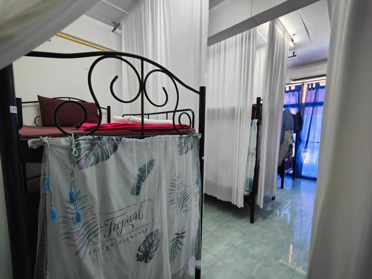 Bed in Phangan Hostel - Haadrin Homestay