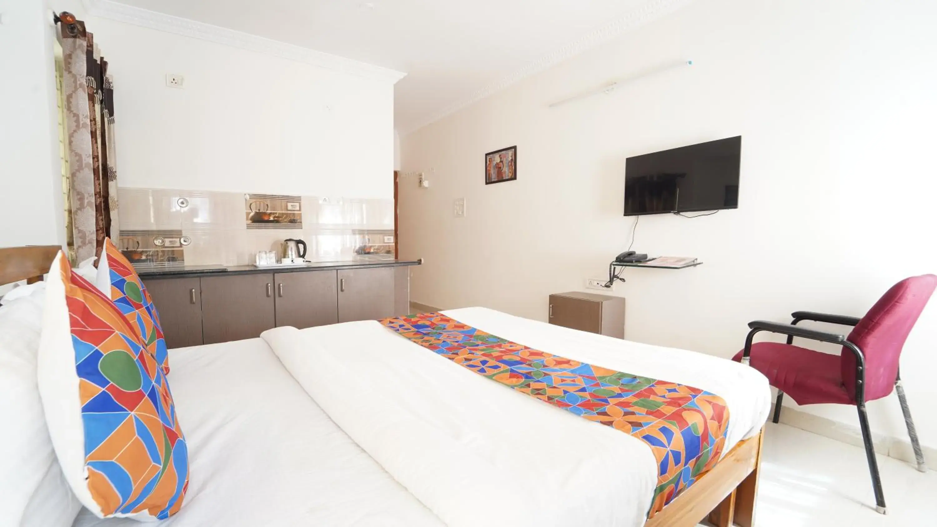 Bed in Mann Pasand Inn Feel the Luxury Bed in Mann Pasand Inn Feel the Luxury