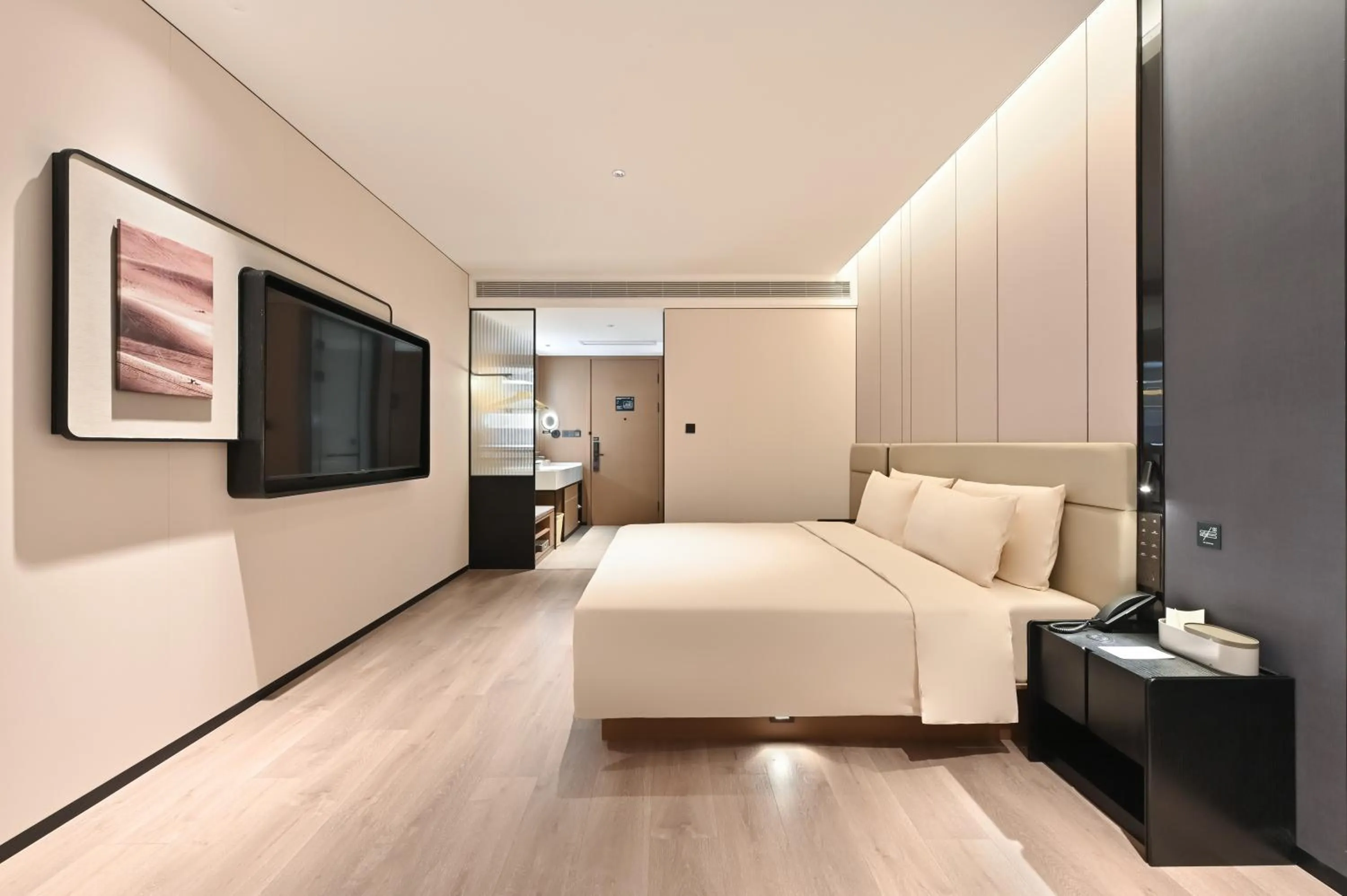 Photo of the whole room, Bed in Atour Hotel Shenyang Taiyuan Street Democracy Square