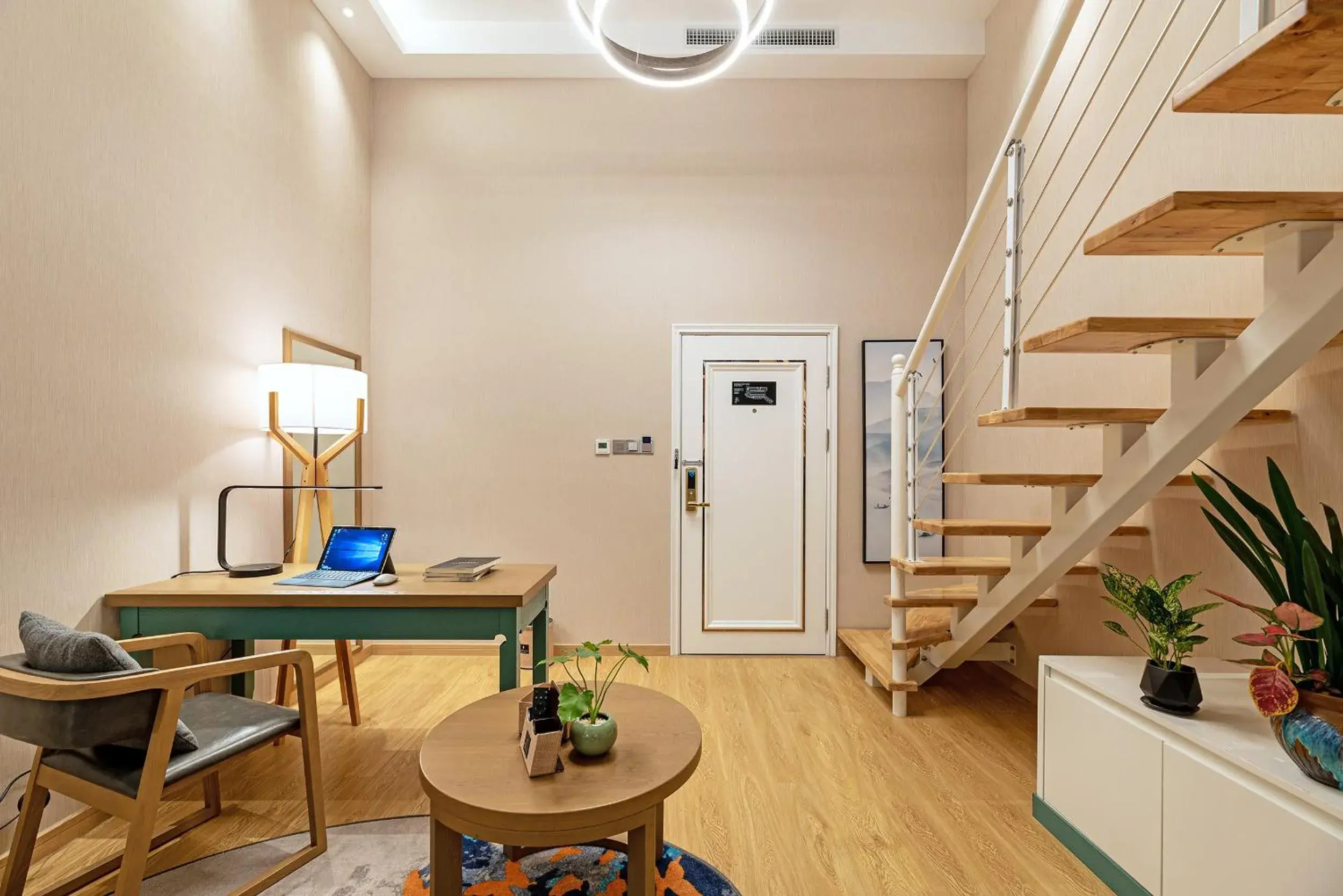 Elegant Loft Twin Room in Mehood Lestie, Xiamen Zhongshan Road Pedestrian Street Elegant Loft Twin Room in Mehood Lestie, Xiamen Zhongshan Road Pedestrian Street