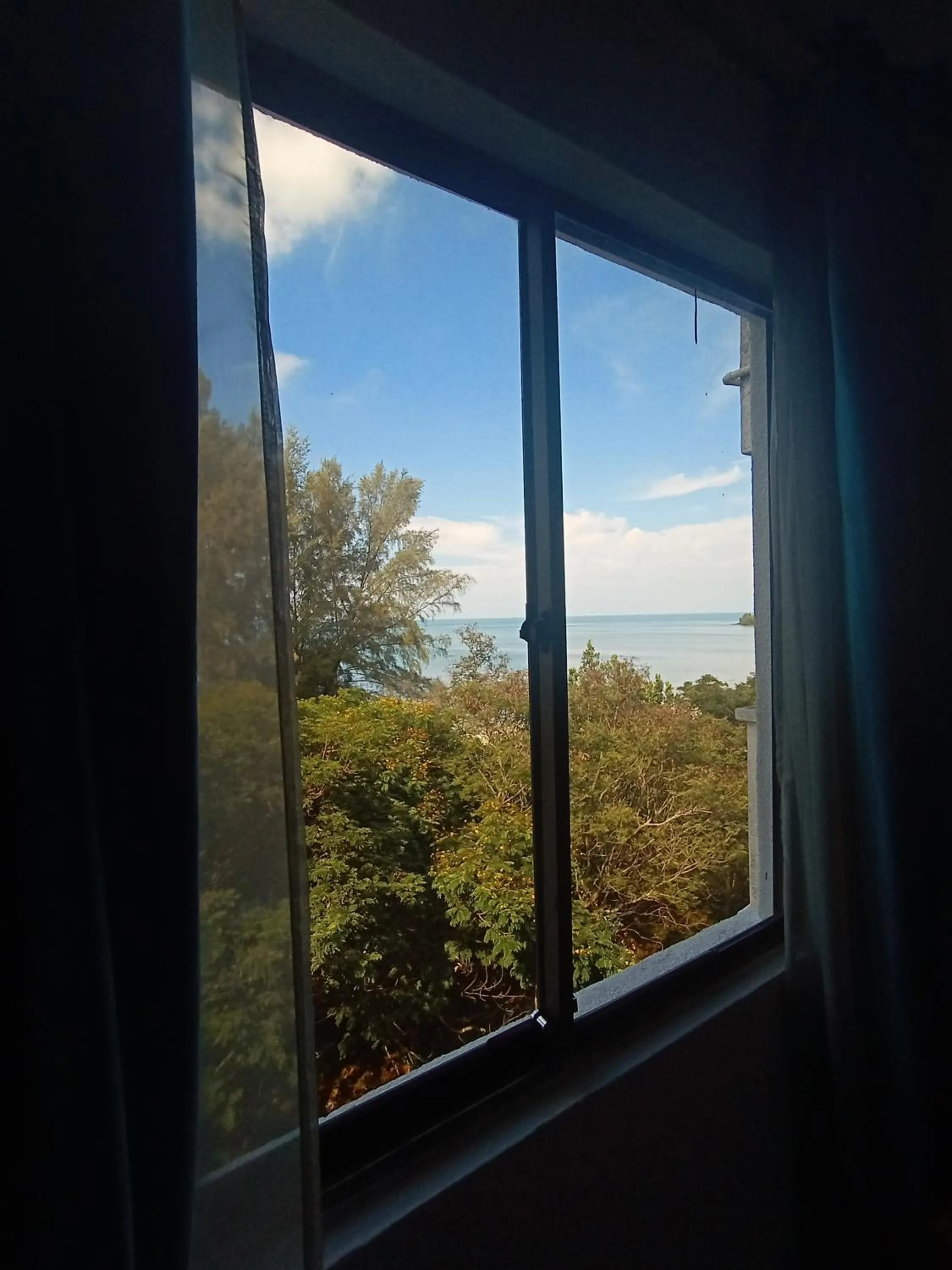 Resort Apartment depan Laut