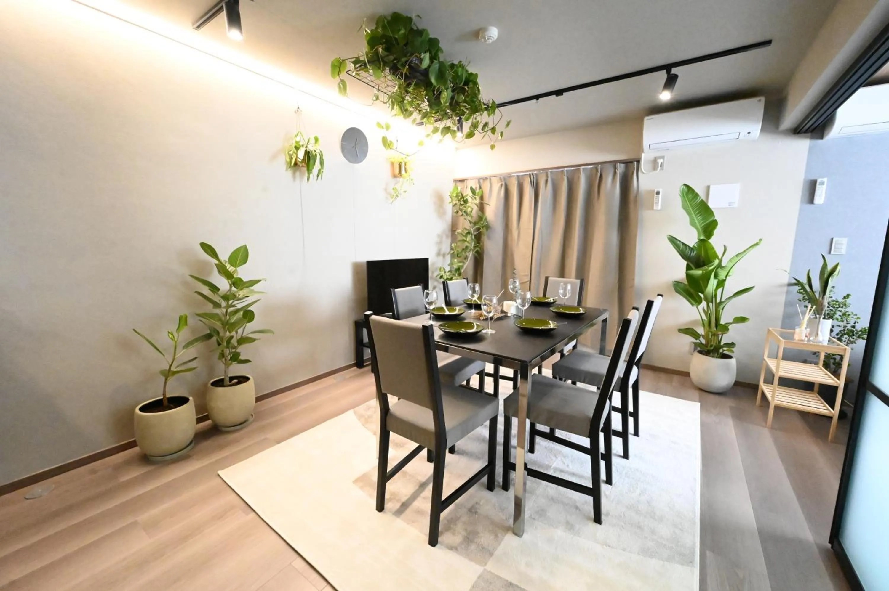 Two-Bedroom Apartment in NiHITARU Stay