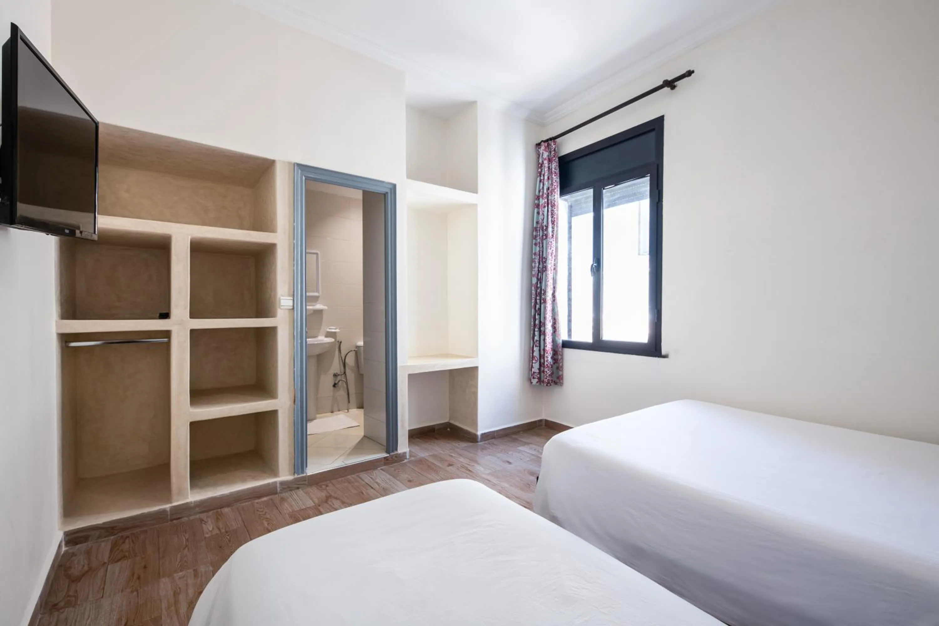 TV and multimedia, Bed in Hôtel Mauritania Center Tangier