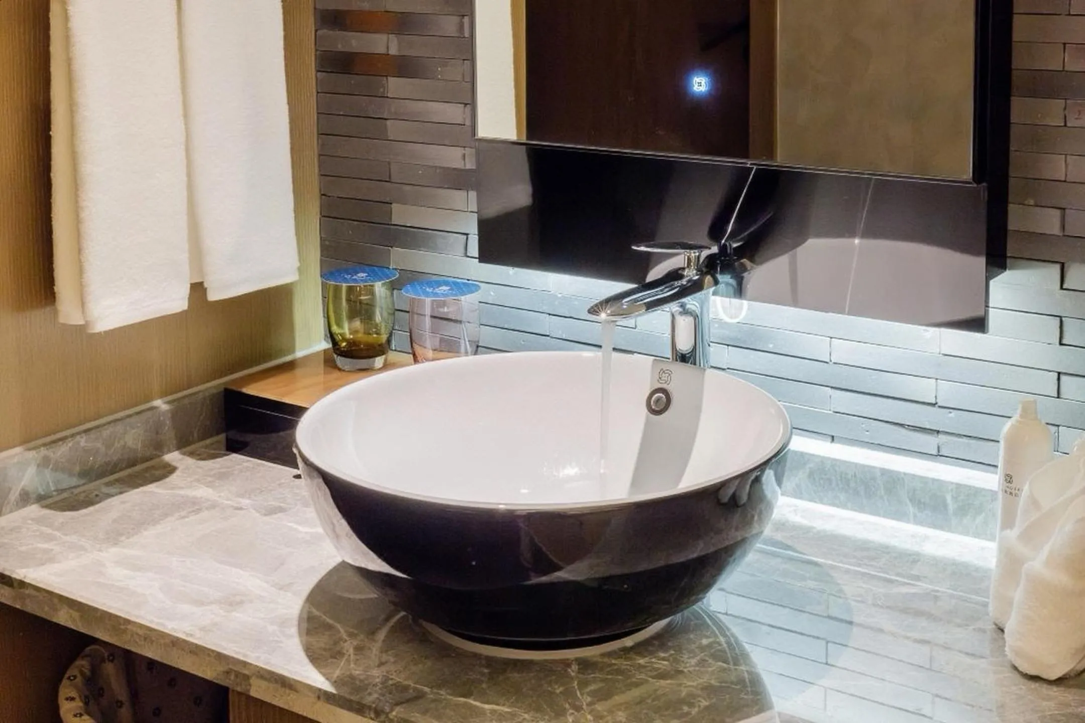 Bathroom in LIZ International Hotel Guangzhou Olympic Sports Center