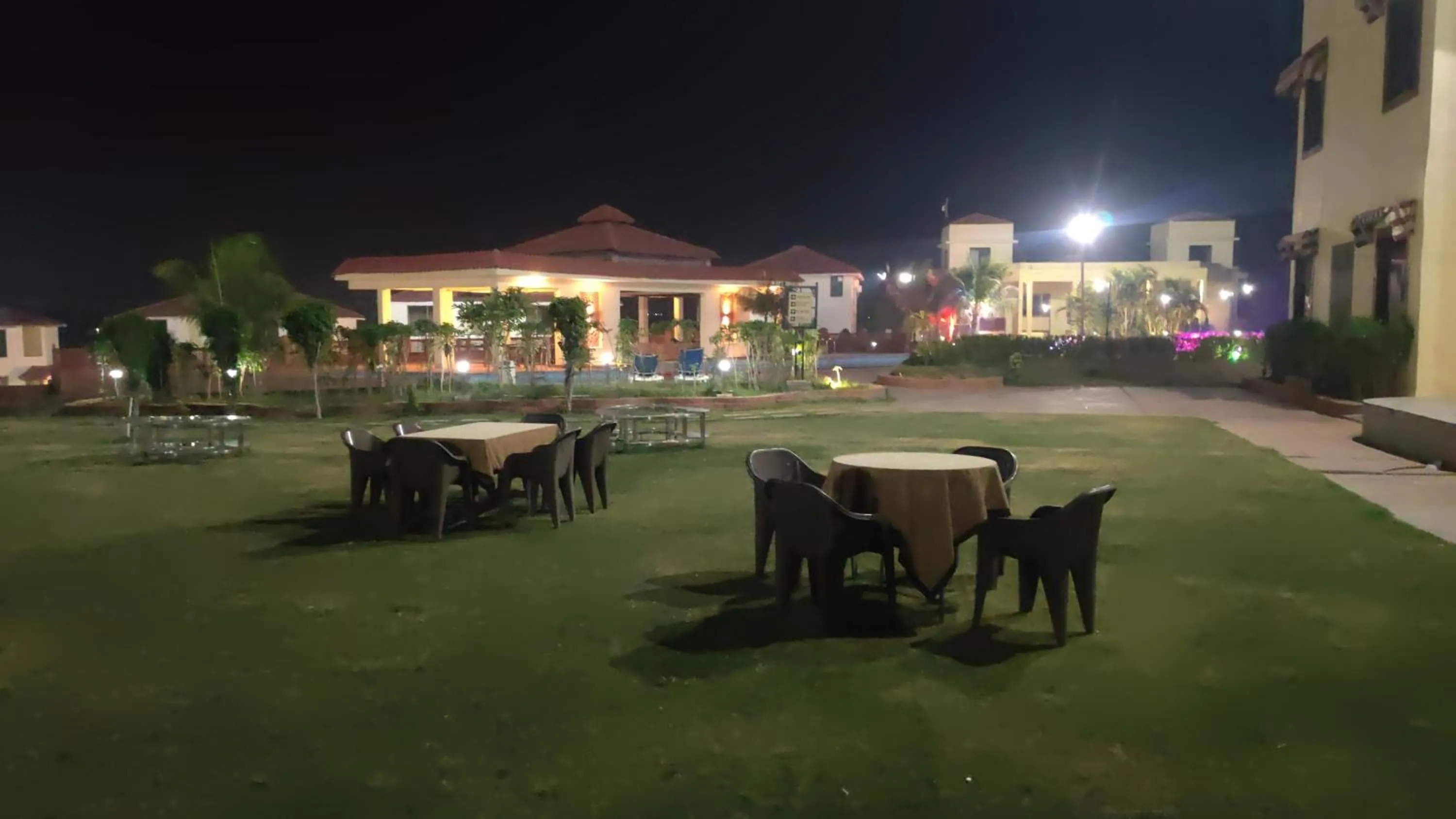 Garden in Orchha Club and Resort - OCR