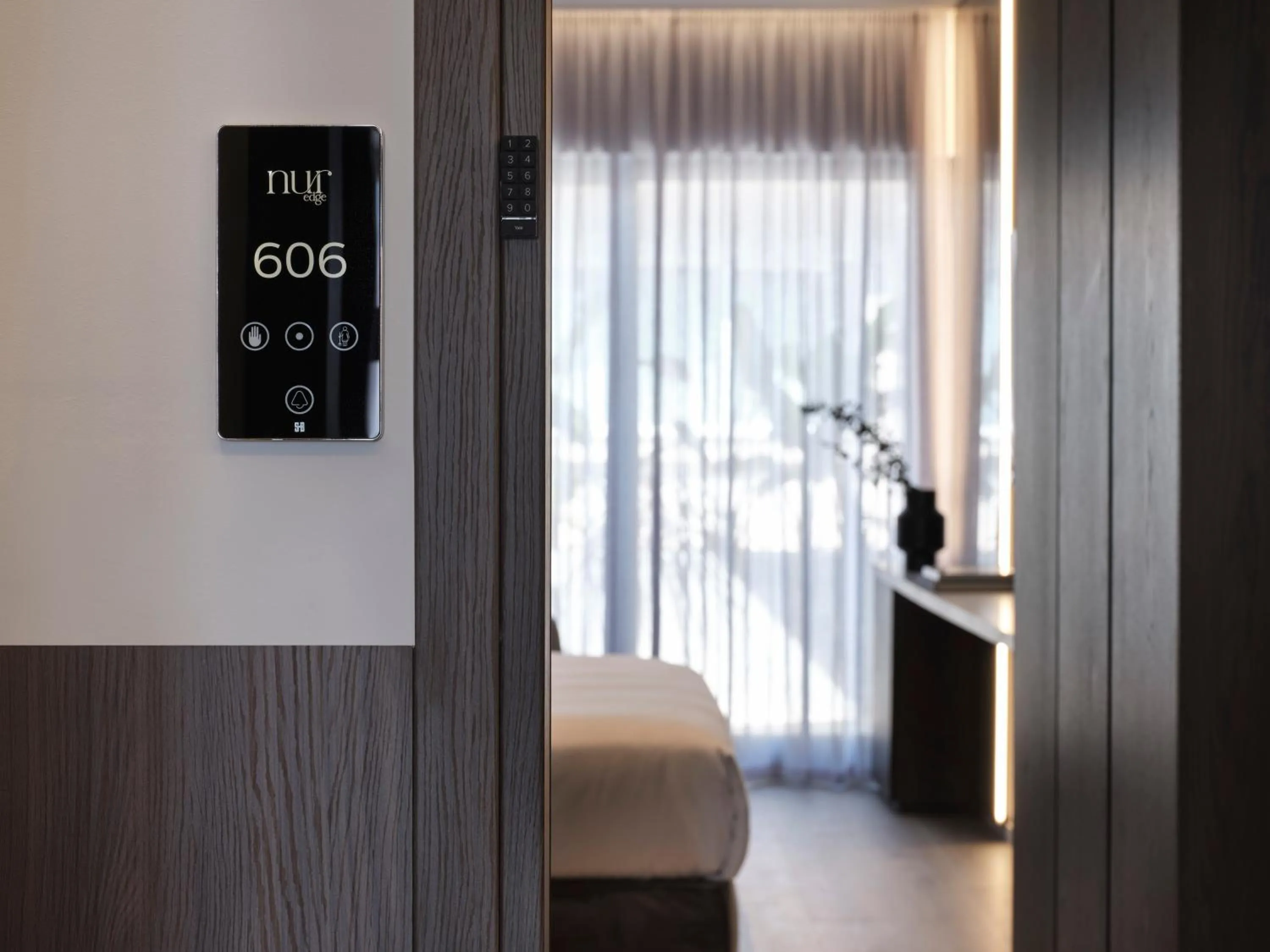 Photo of the whole room, Bed in Nur Edge Aparthotel - Acropolis Skyline