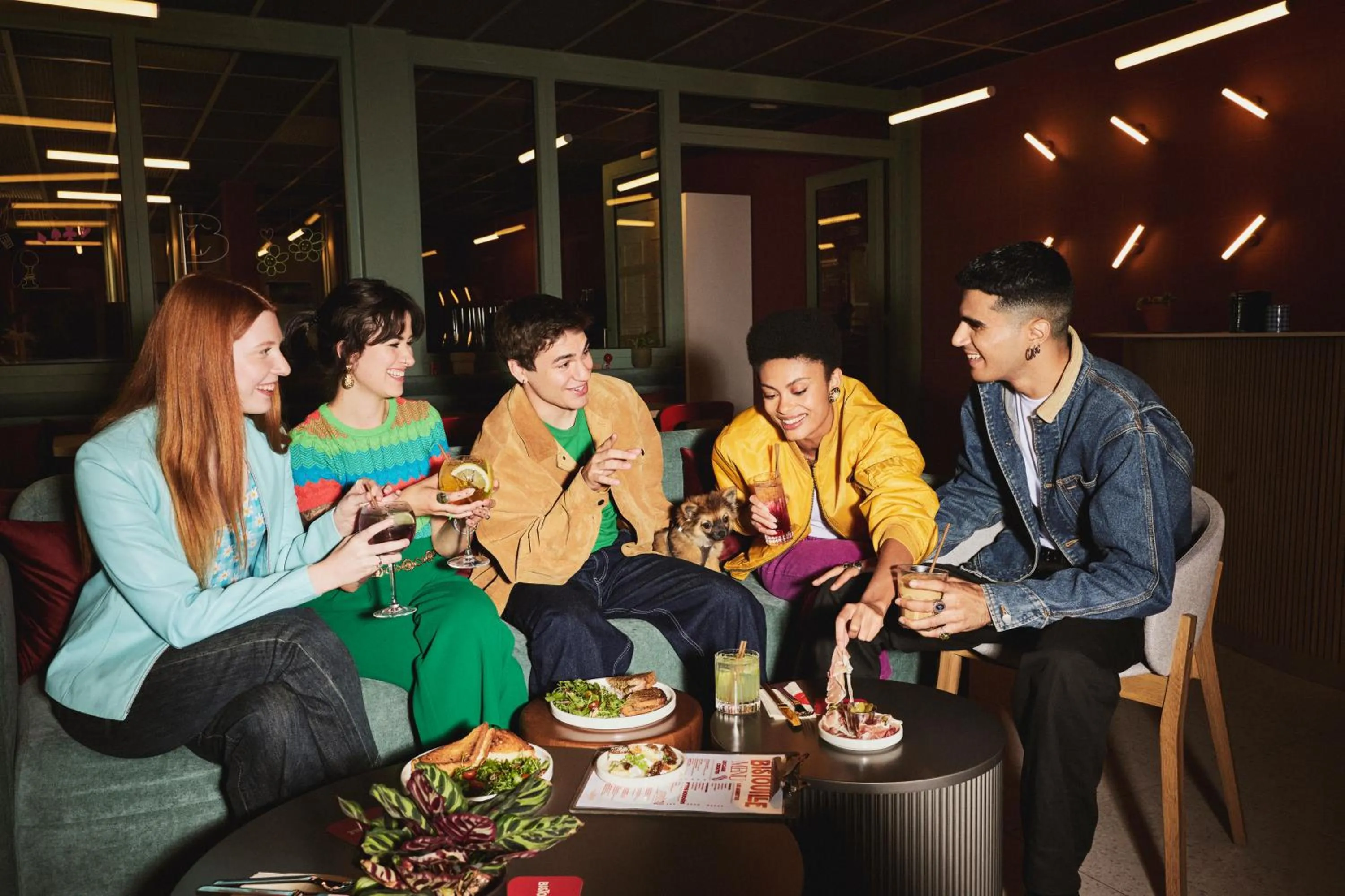 Restaurant/places to eat in lyf Gambetta Paris