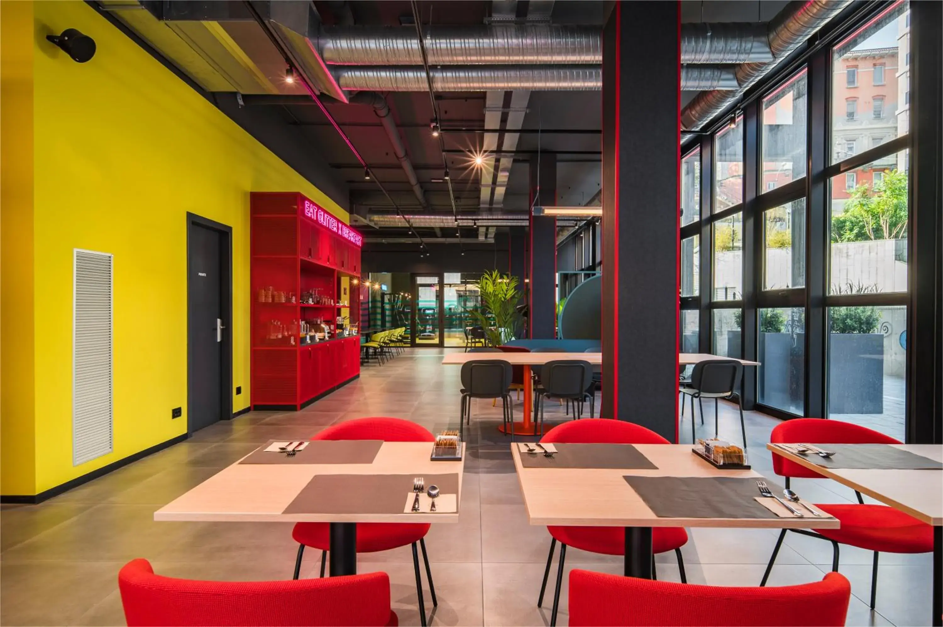 Lounge or bar in CX Trieste Giulia Lounge or bar in CX Trieste Giulia