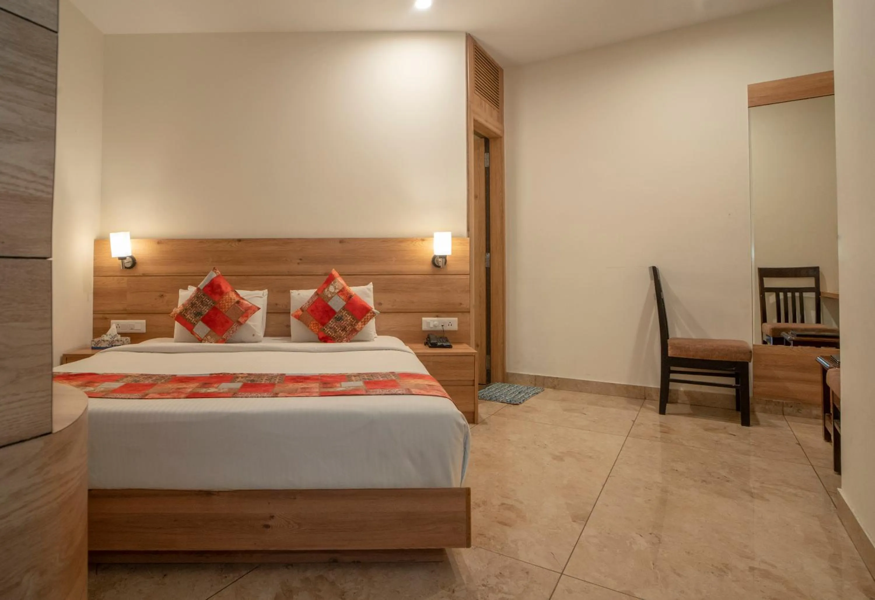 Small Double Room: 10% off on Sightseeing Tour, Early Check-In upto 3 hours  and  Free Late check-out (Subject to Availability)  in Hotel Amantran Inn - City Centre