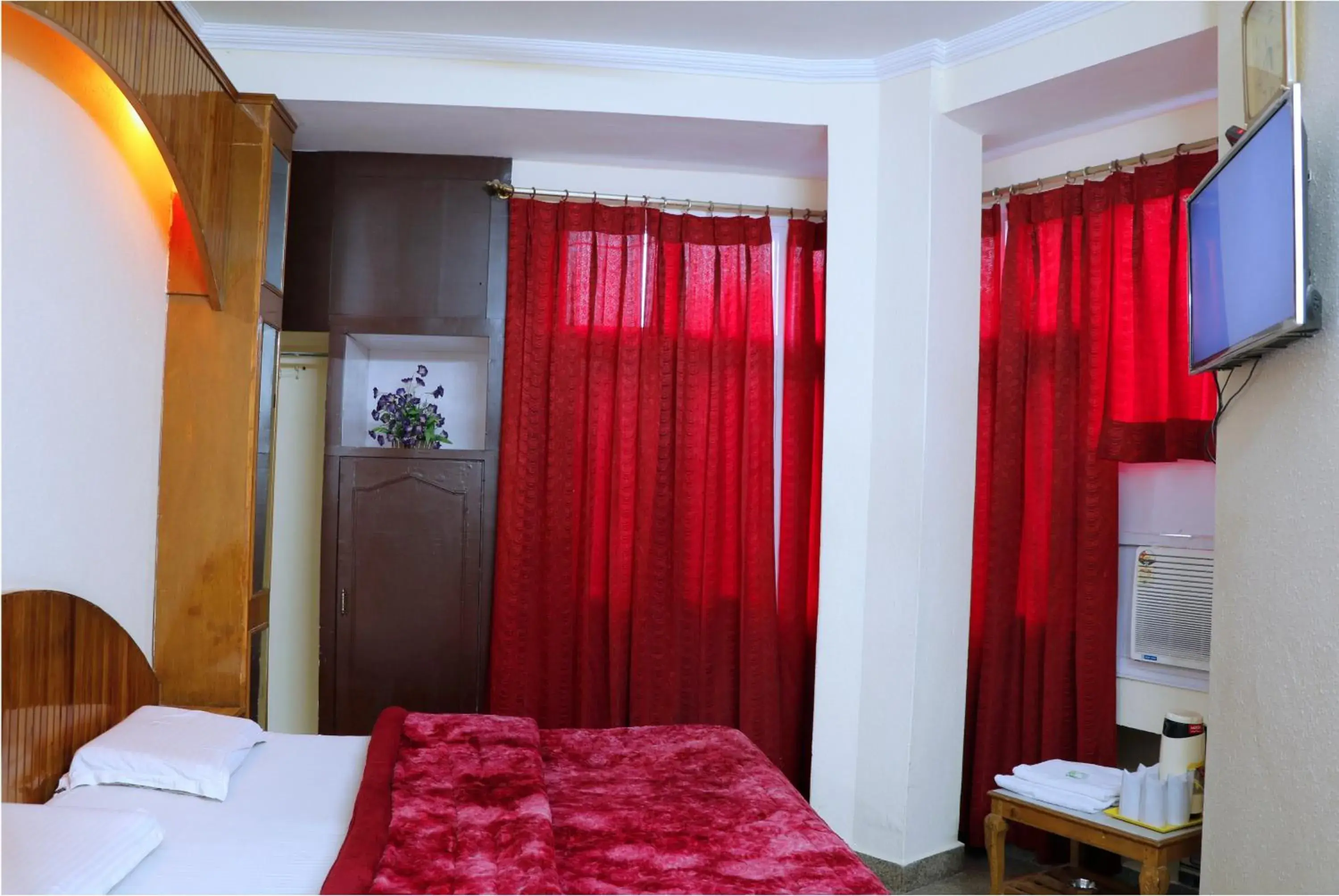 Bed in Hotel Raghunath Bed in Hotel Raghunath