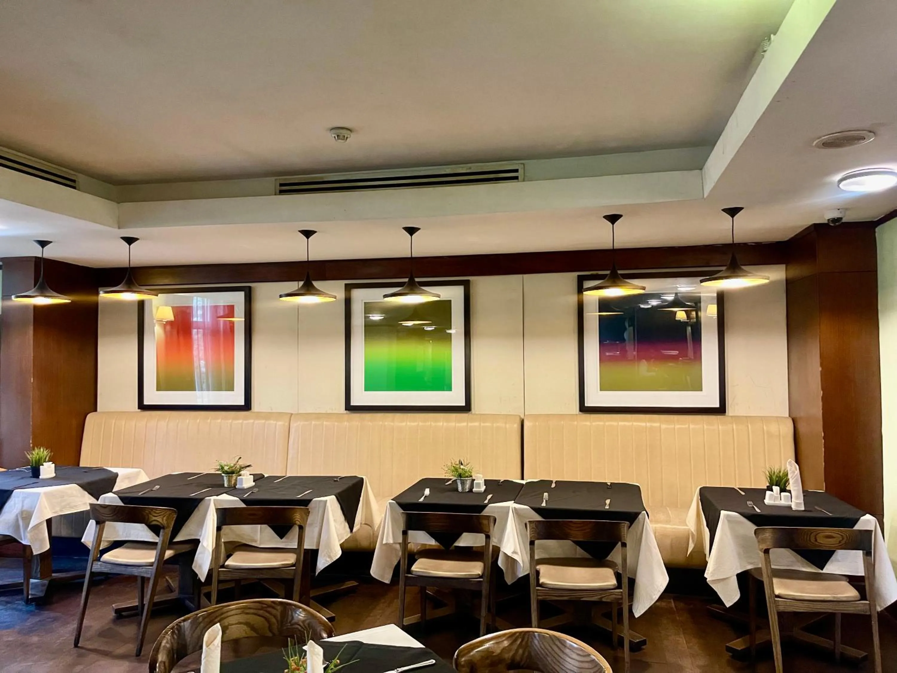 Restaurant/places to eat in The Sojourner By Genesis