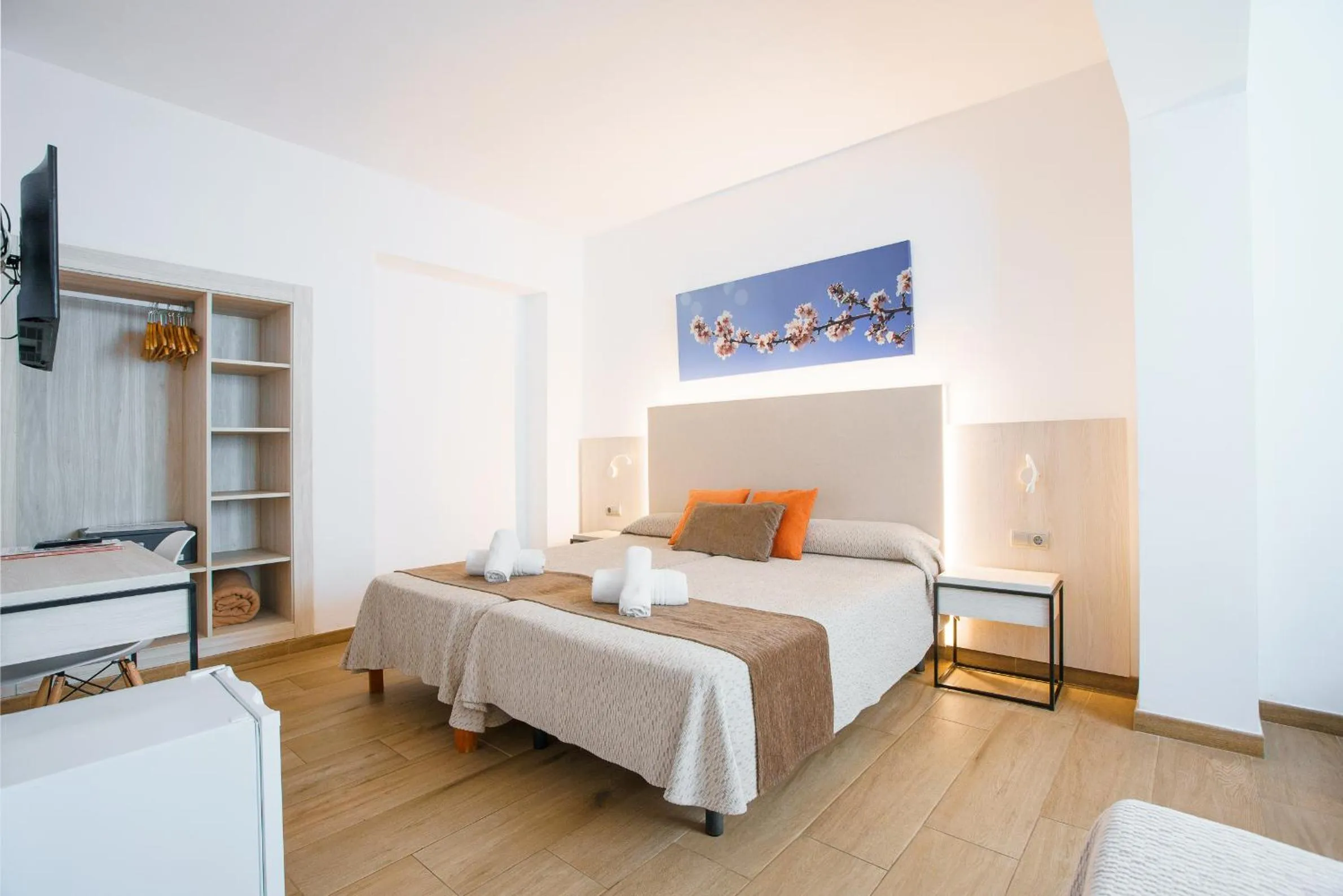 Bedroom, Bed in Hotel Florencio Ibiza