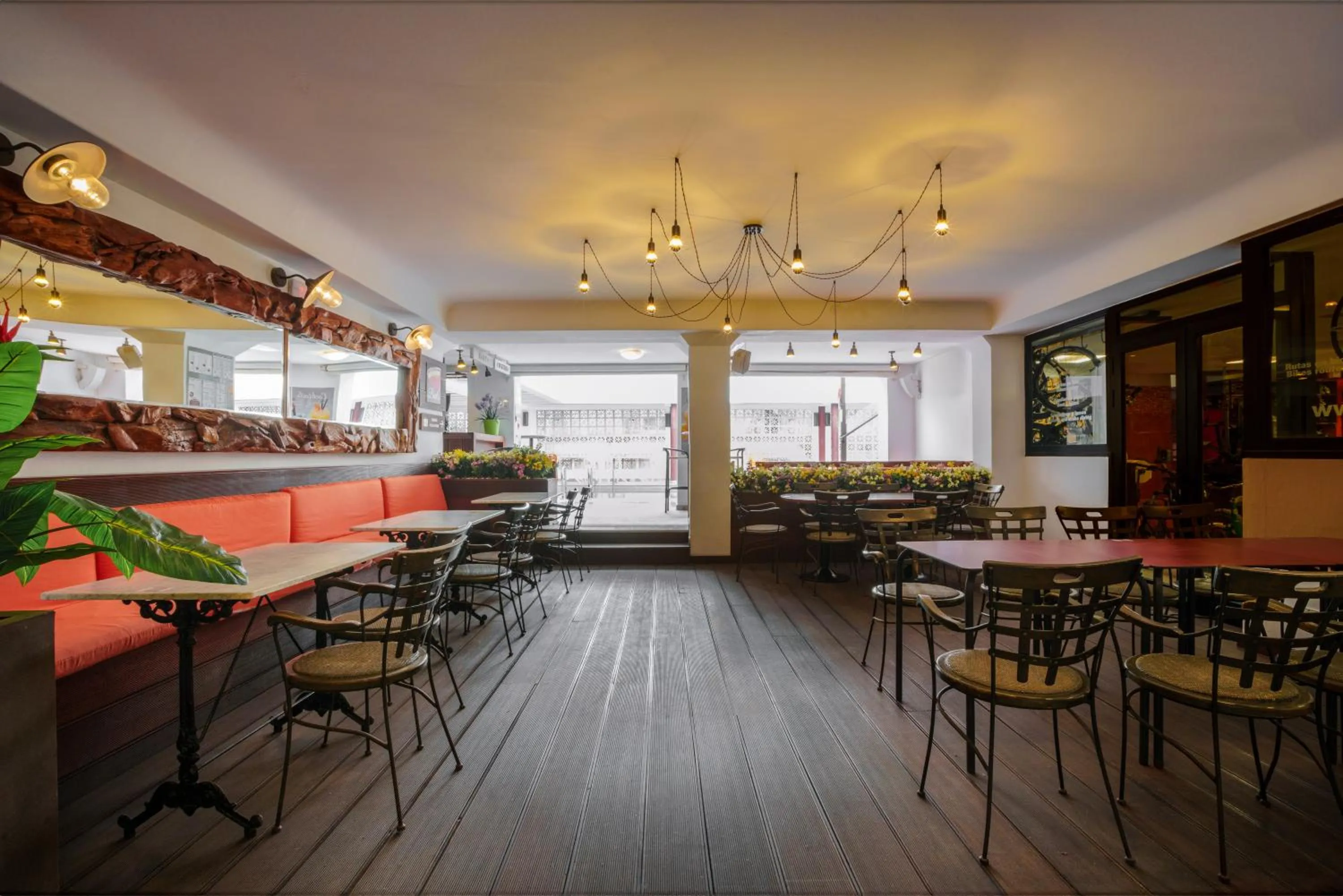 Lounge or bar in Hotel Florencio Ibiza