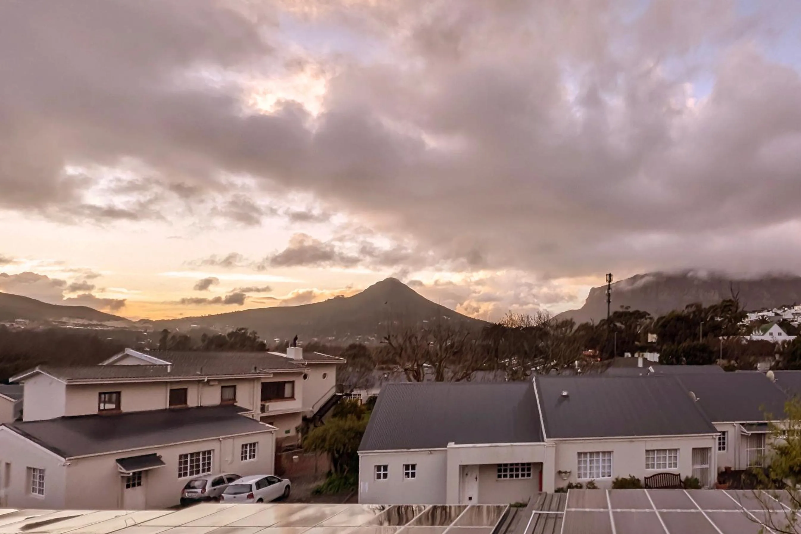 2 Bedroom Apartment , Princess Beach Club, HoutBay, Cape Town