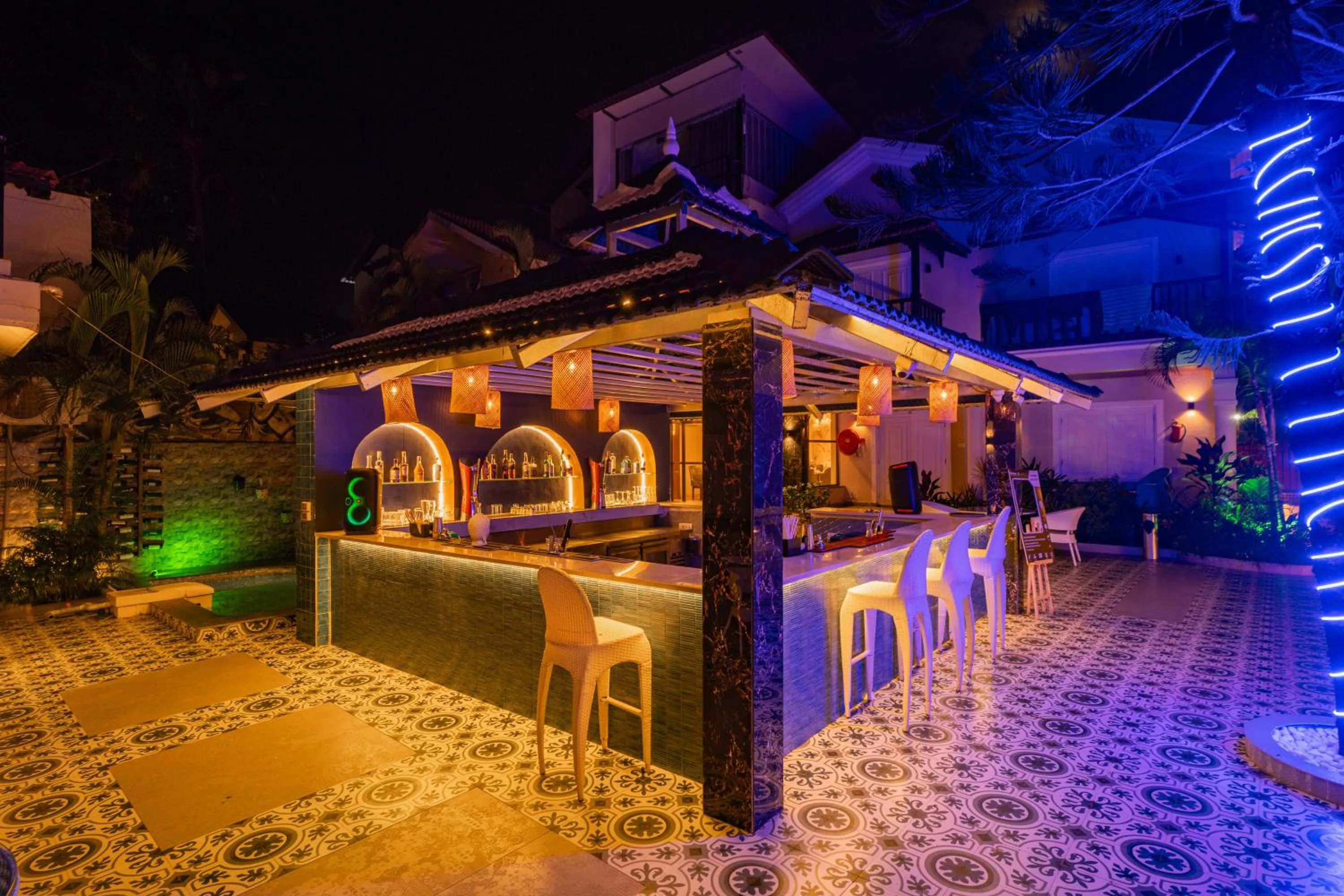 Night in Emperor Ozran by Alaya Stays