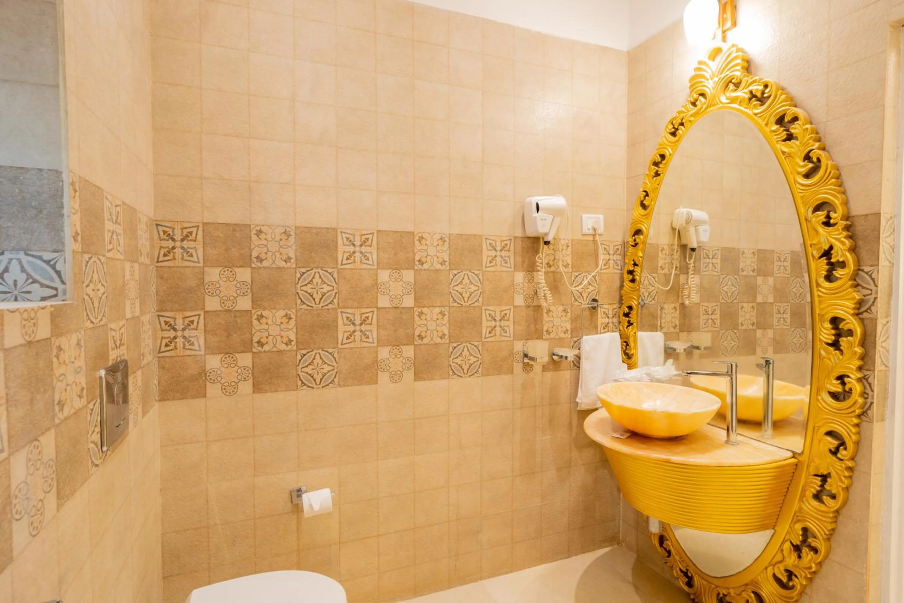 Shower in Emperor Ozran by Alaya Stays