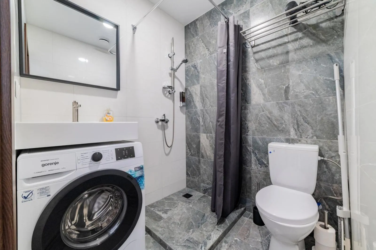 Shower in Svečių namai Imperija