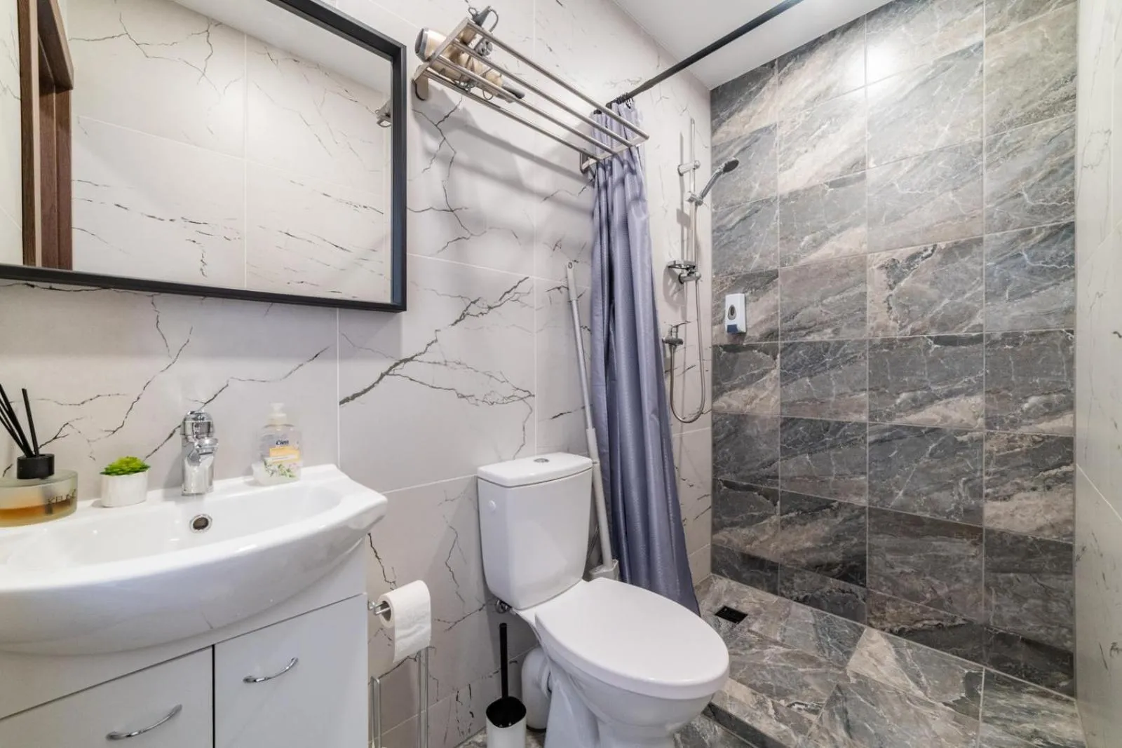 Shower in Svečių namai Imperija