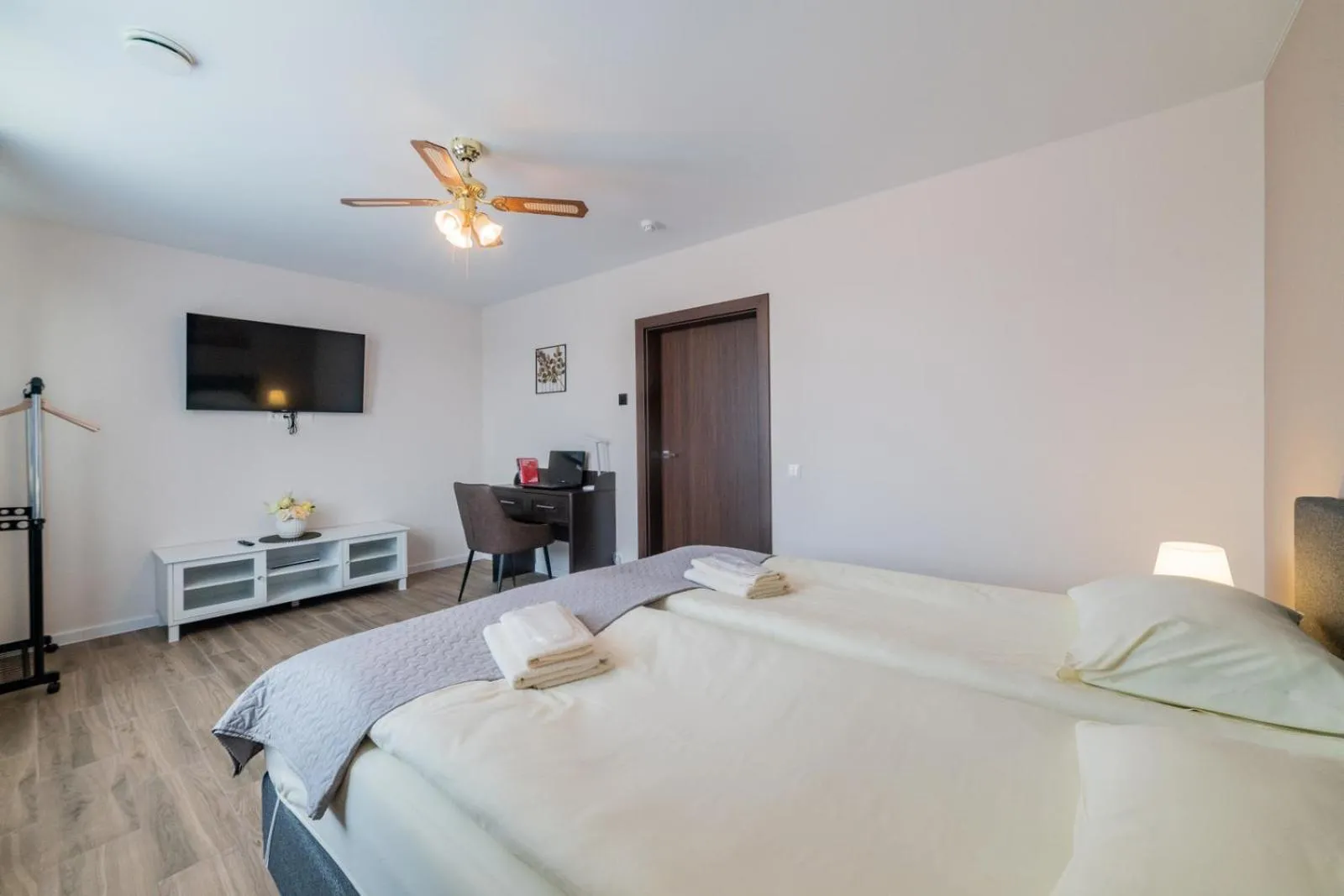 Photo of the whole room, Bed in Svečių namai Imperija