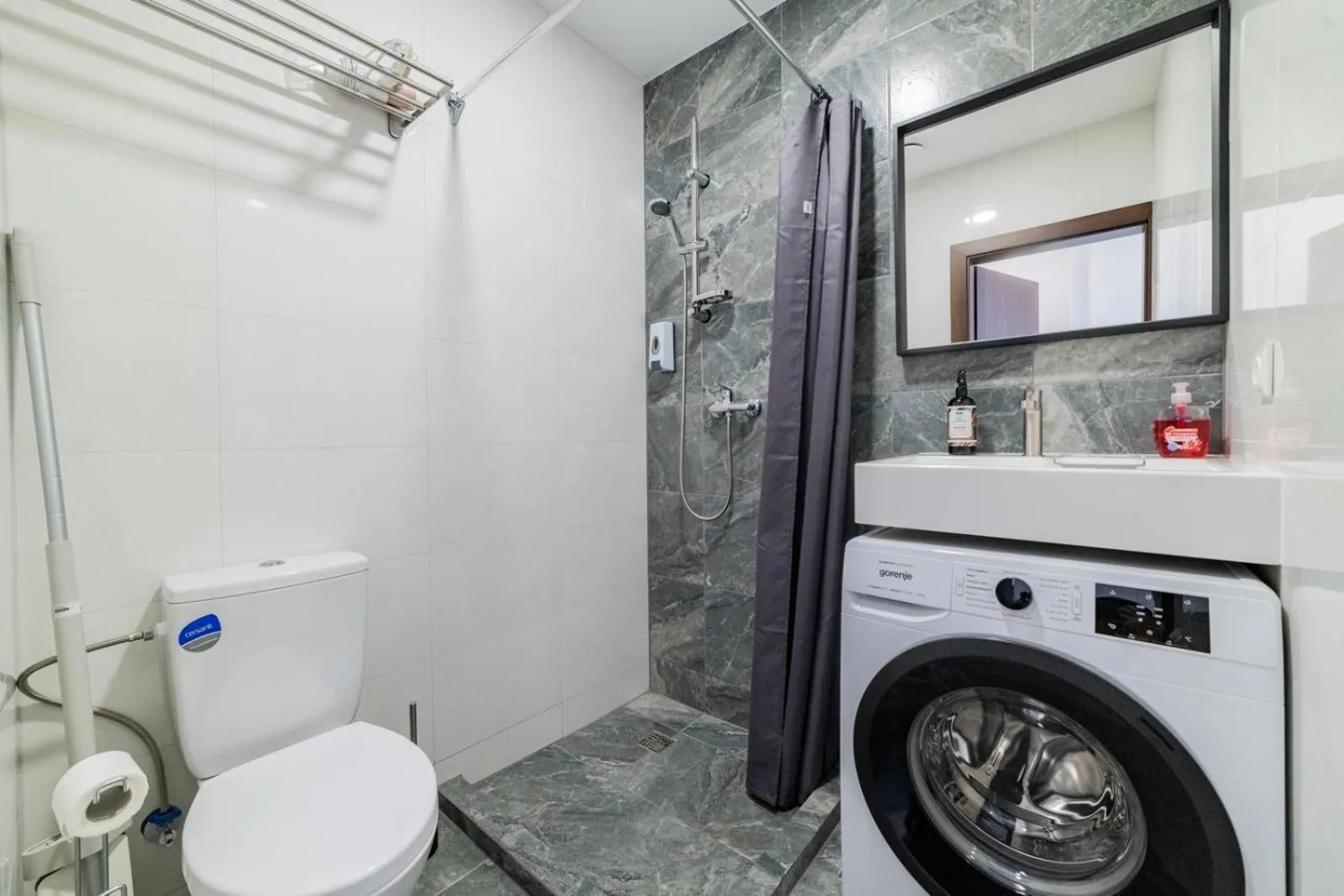Shower in Svečių namai Imperija