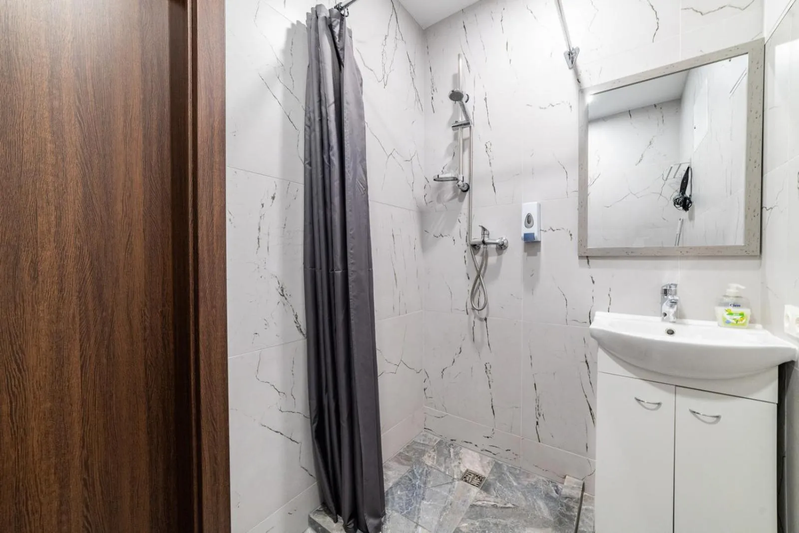 Shower in Svečių namai Imperija