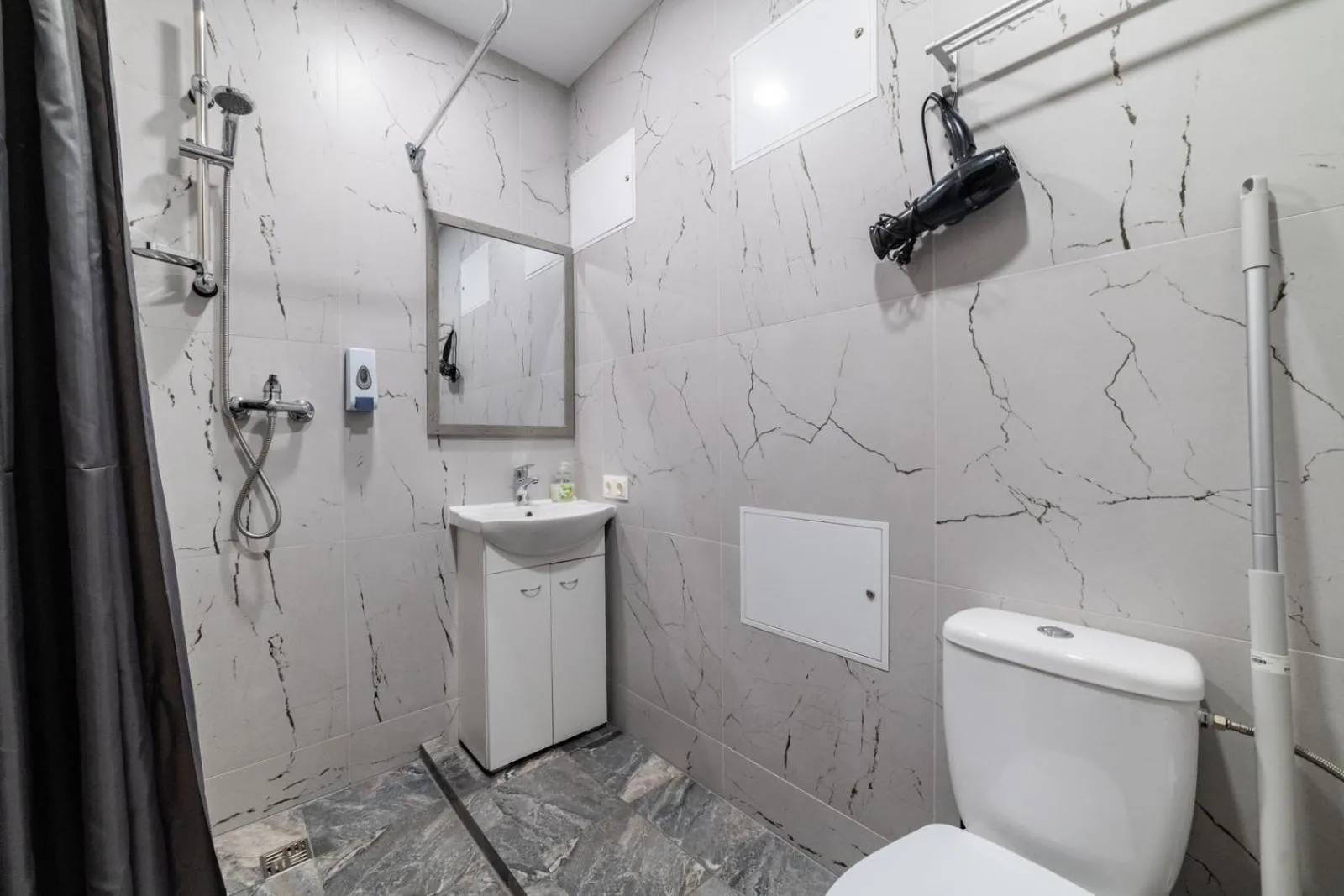 Shower in Svečių namai Imperija