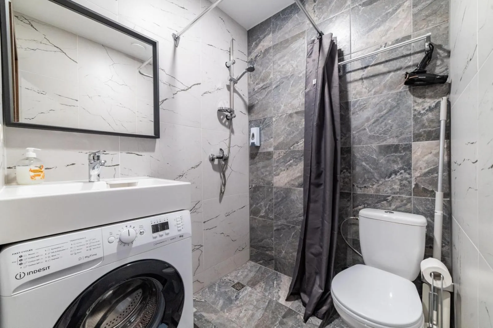 Shower in Svečių namai Imperija