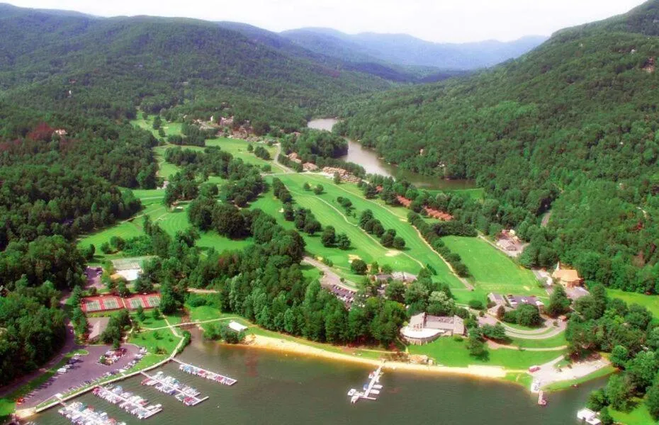 Mountain Loft Resort - Lake Lure, NC