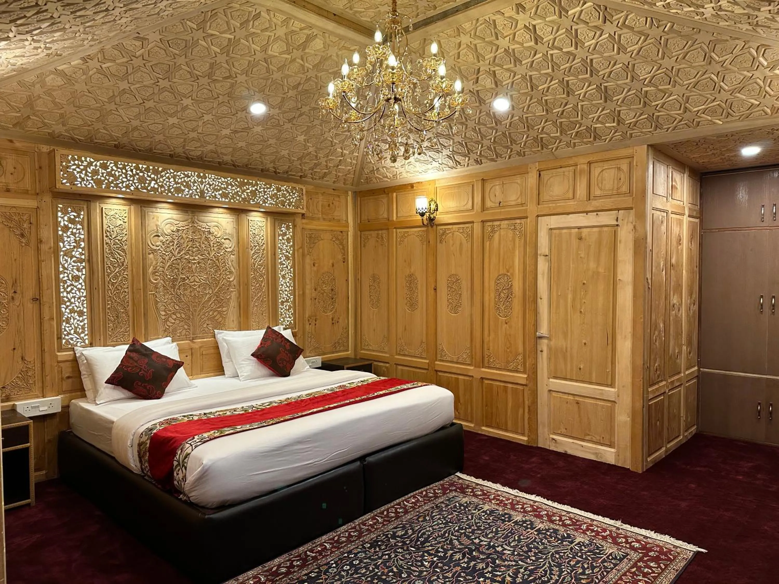 Bed in New York Houseboat