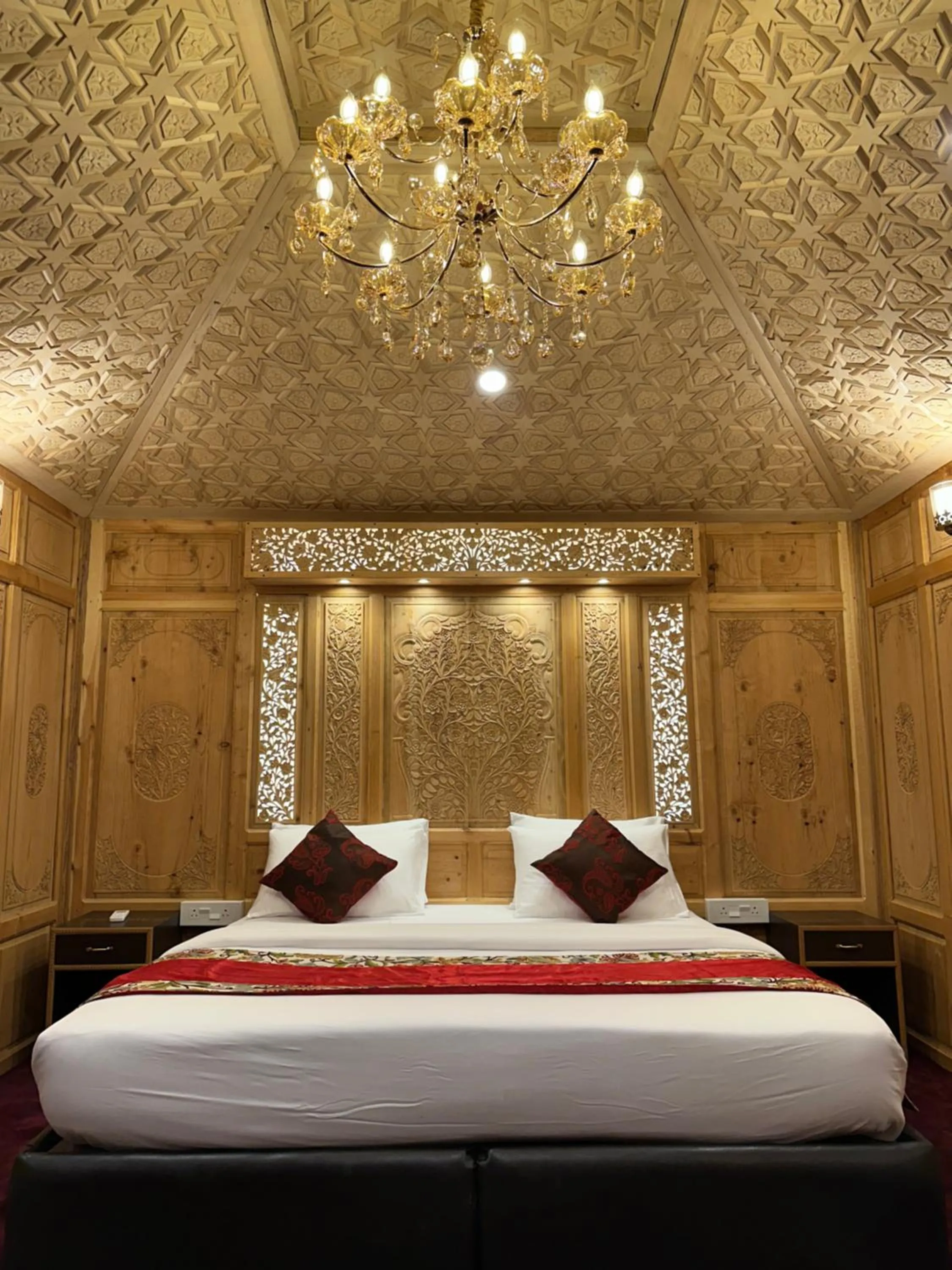 Bed in New York Houseboat