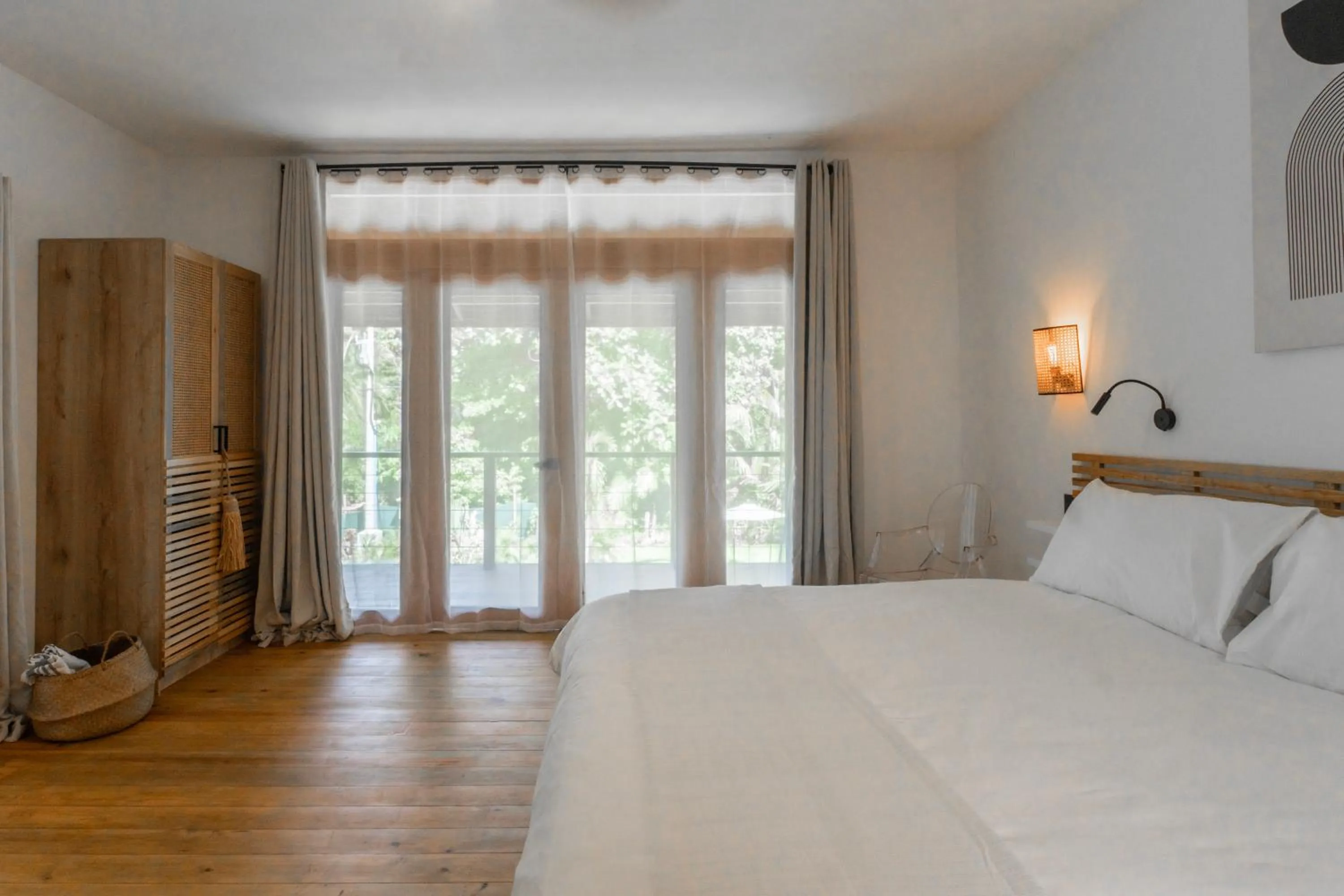 Photo of the whole room, Bed in S Boutique Hotel