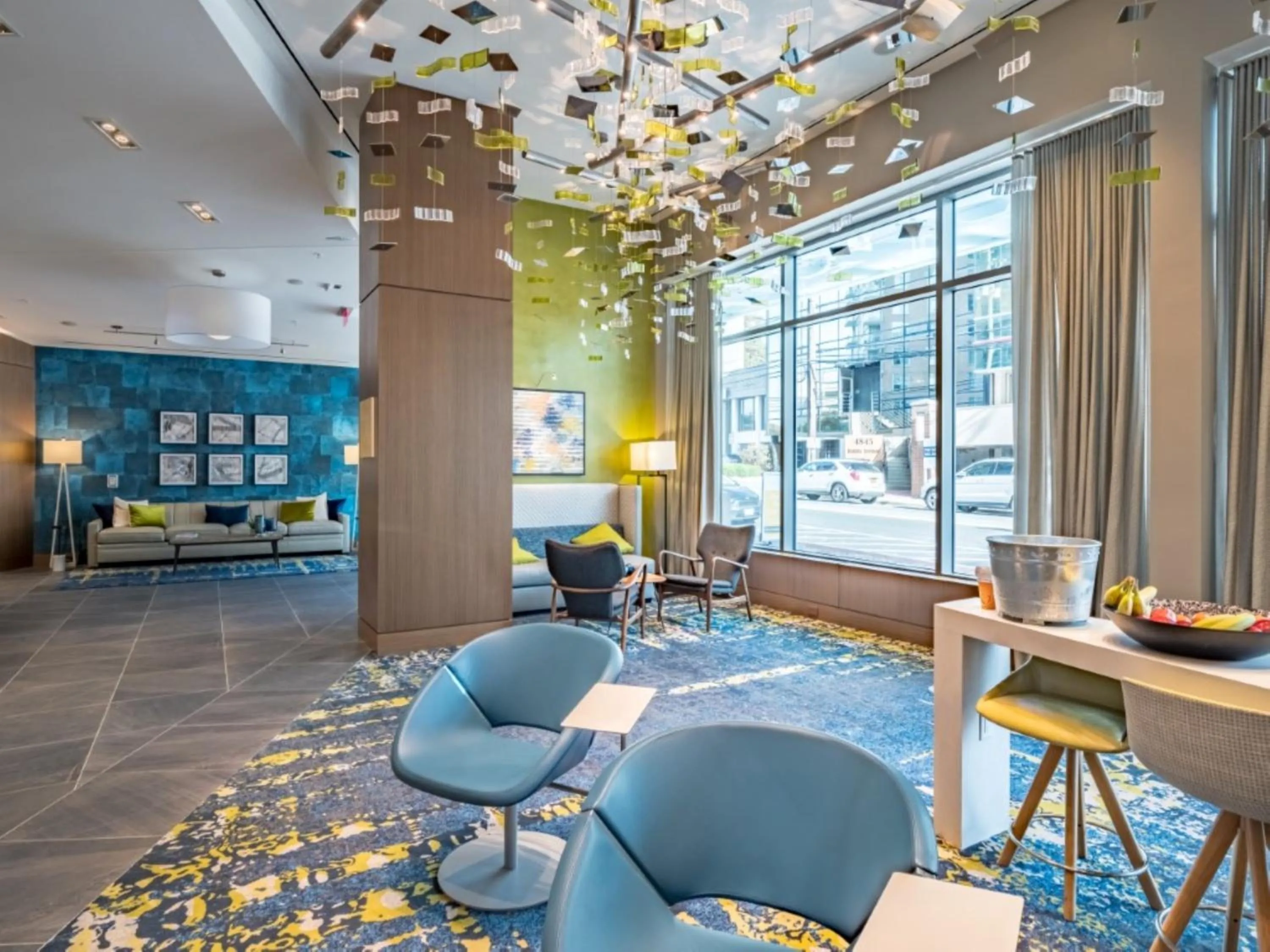 Lobby or reception in Global Luxury Suites Bethesda Chevy Chase